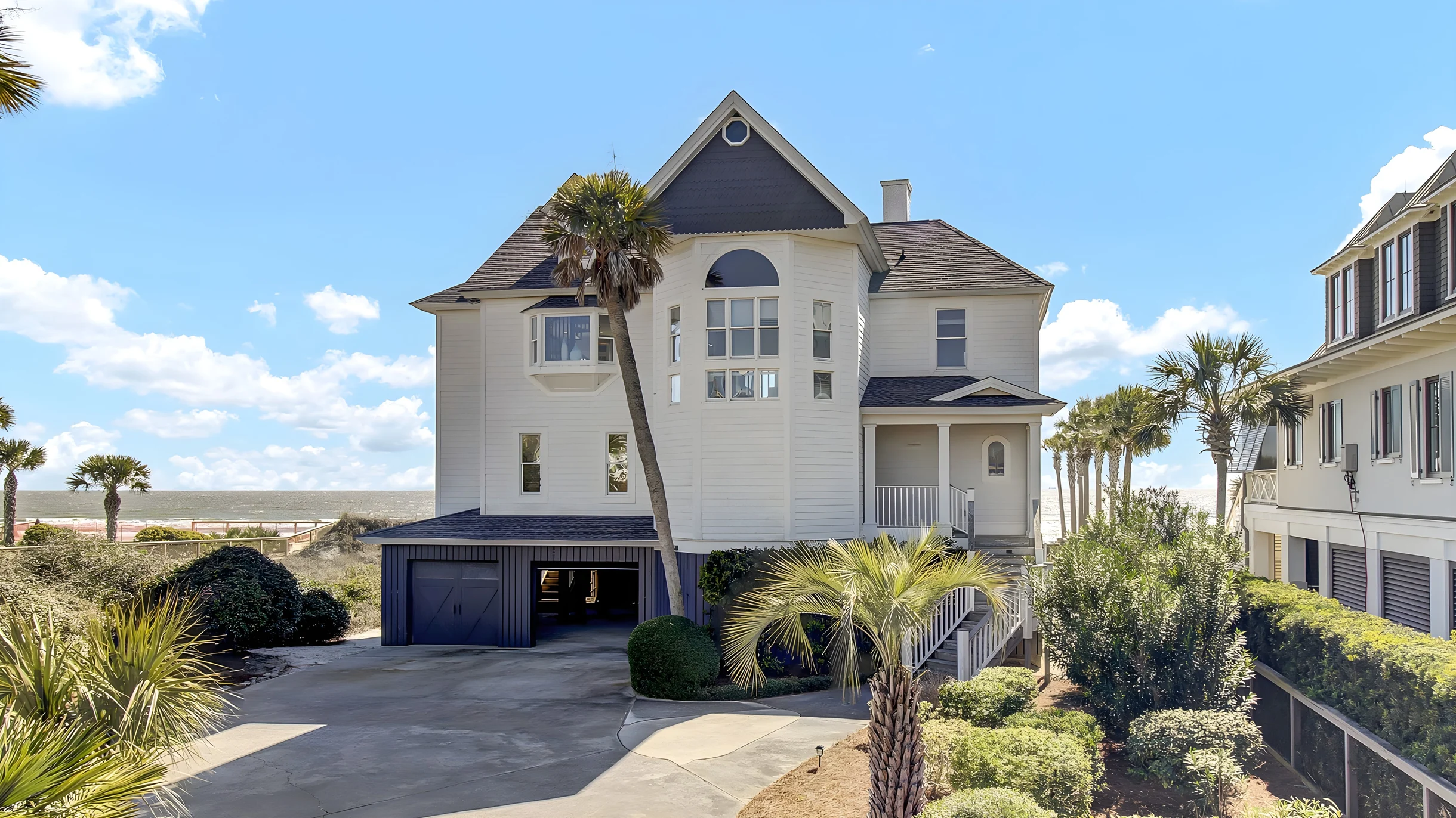 Wander Palms Oceanfront #4