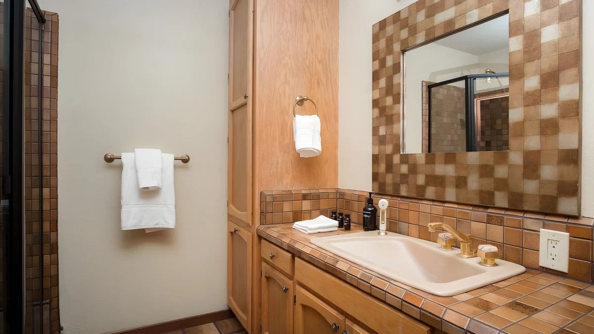 Wander Santa Rosa Oaks