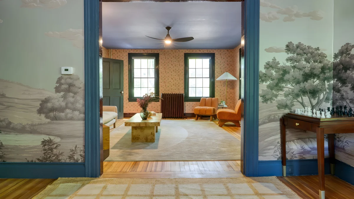 Wander Stone Ridge Woods