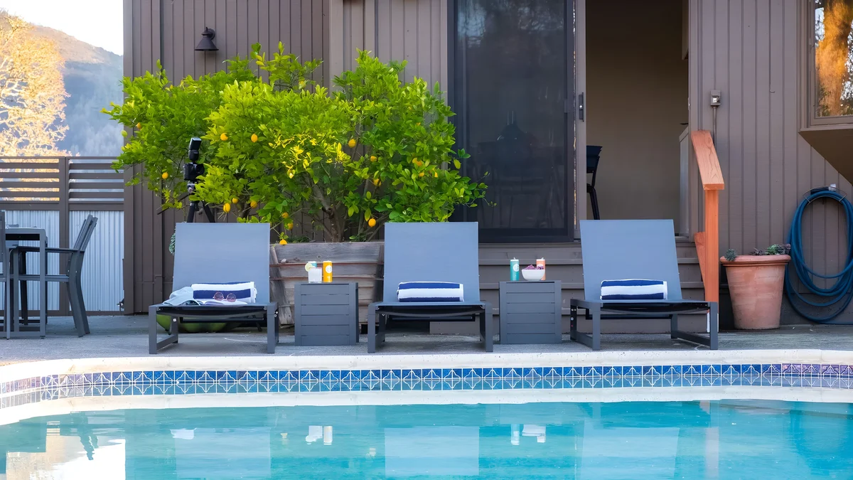 Wander Santa Rosa Oaks