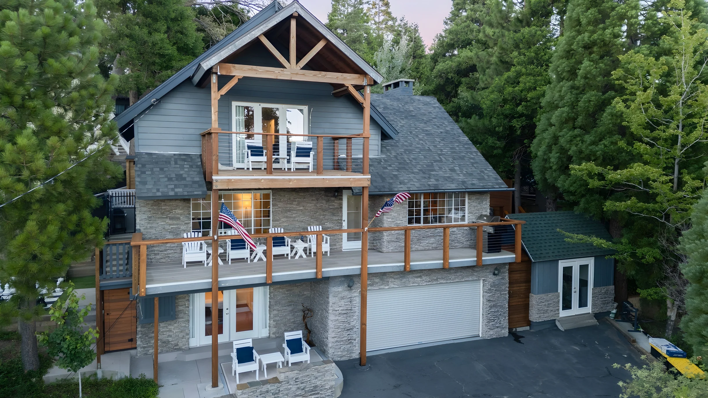 Wander Lake Arrowhead Retreat