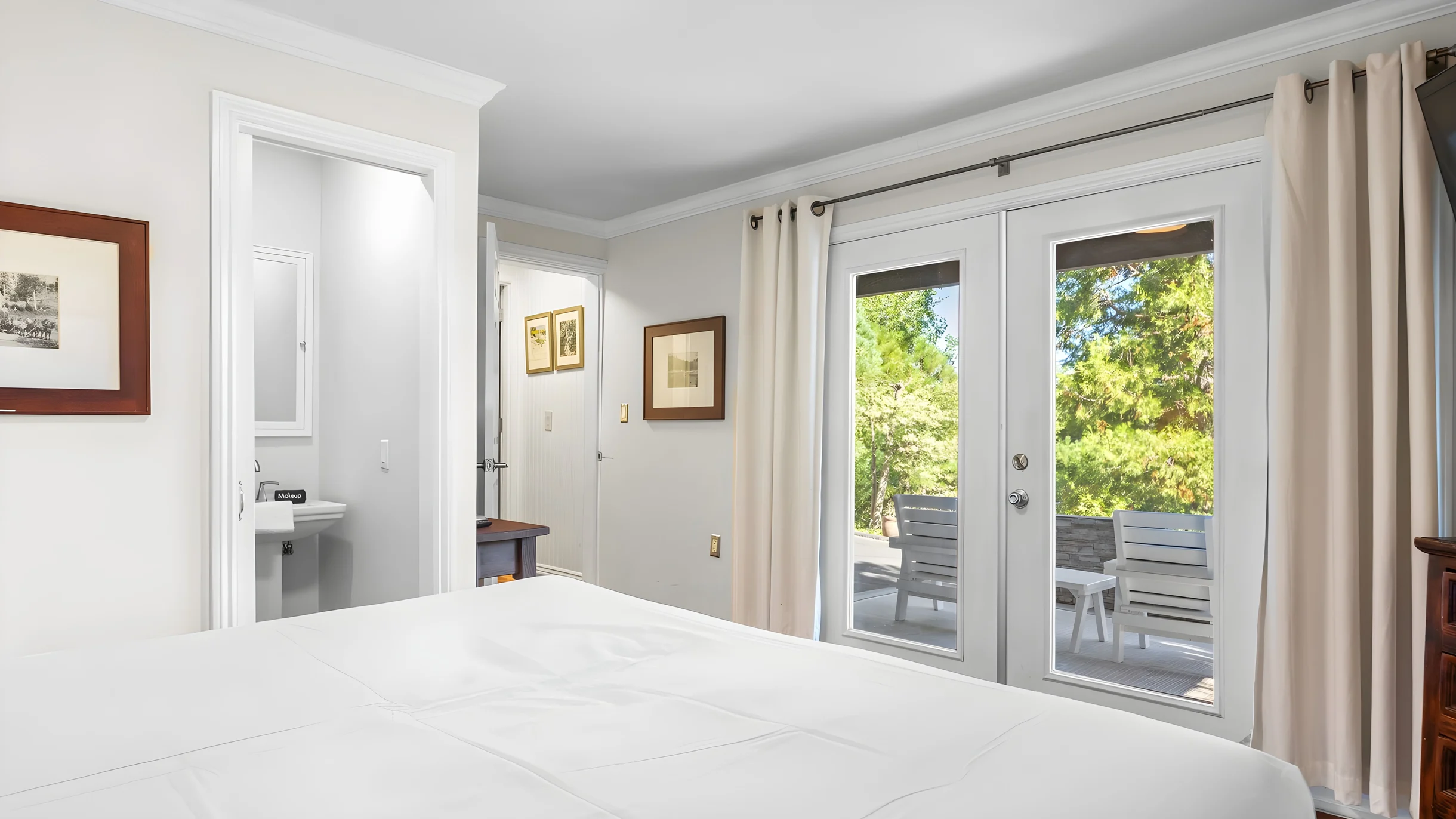 Wander Lake Arrowhead Retreat #30