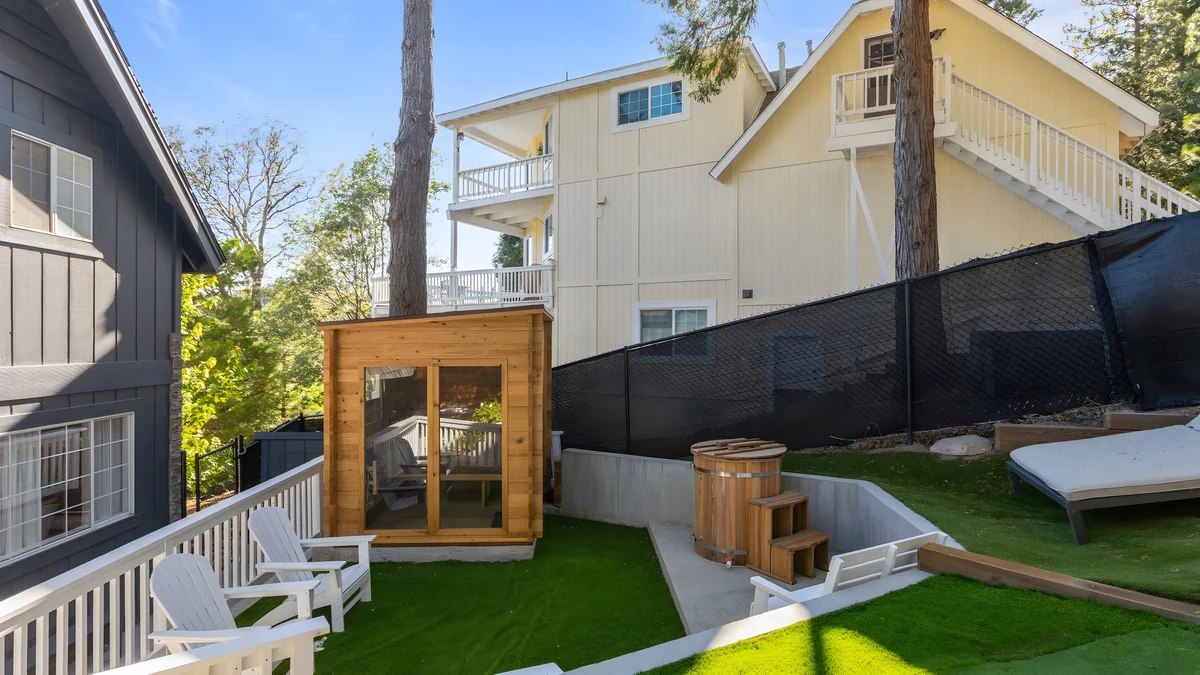 Wander Lake Arrowhead Retreat