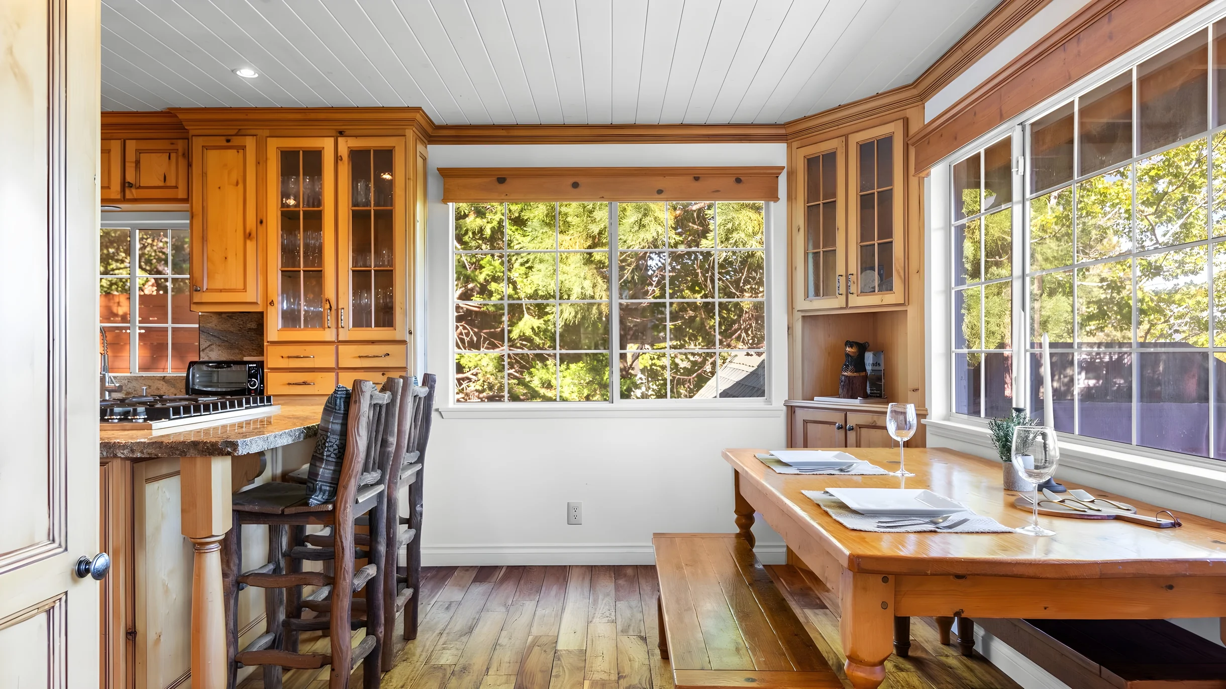 Wander Lake Arrowhead Retreat #13