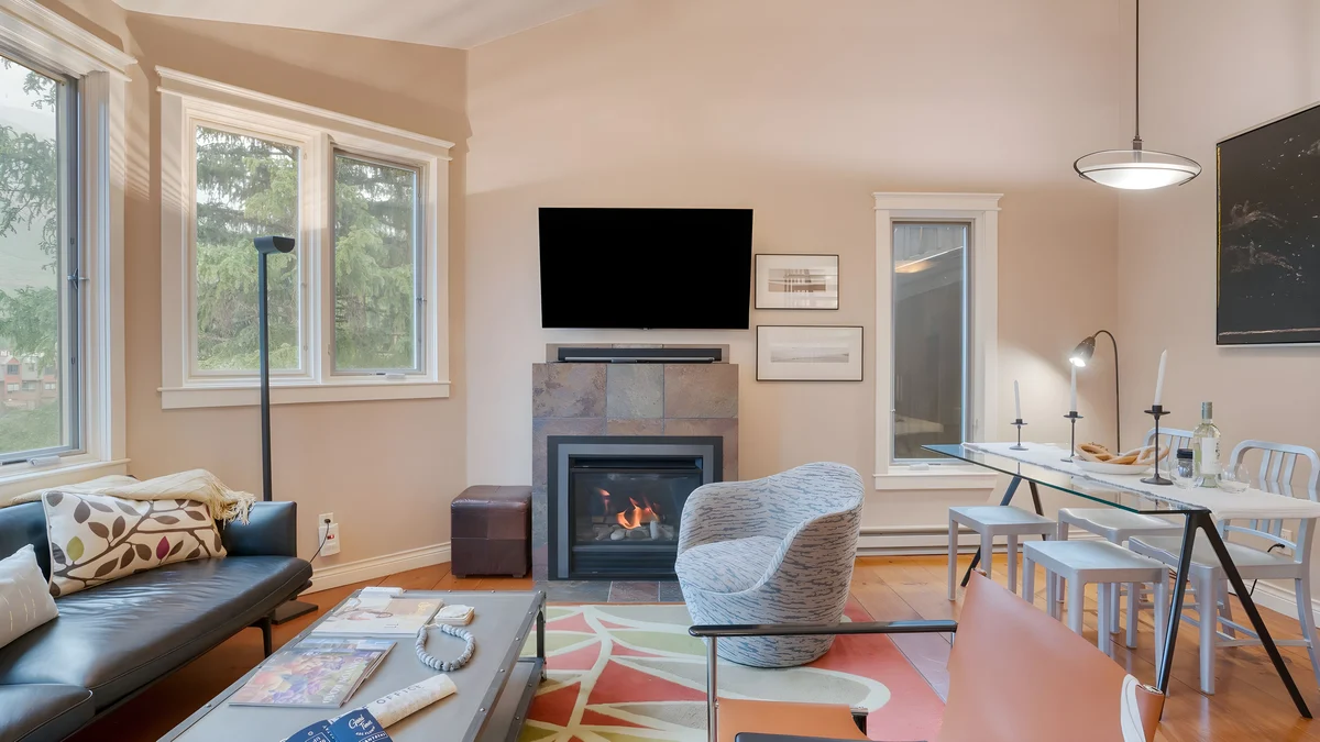 Wander Telluride Riverhouse