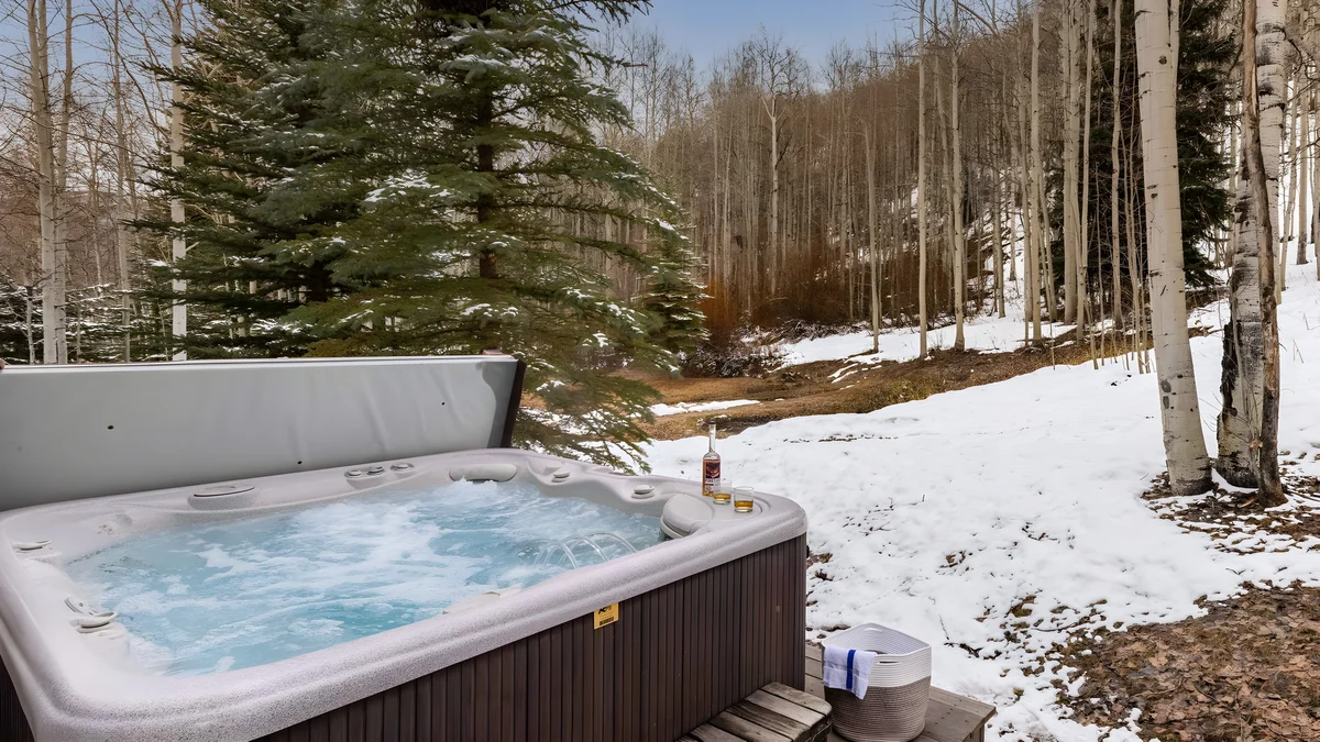 Wander Vail Brookside