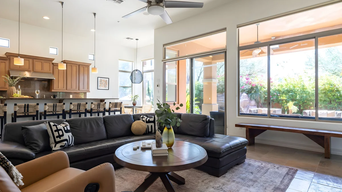 Wander Phoenix Desert