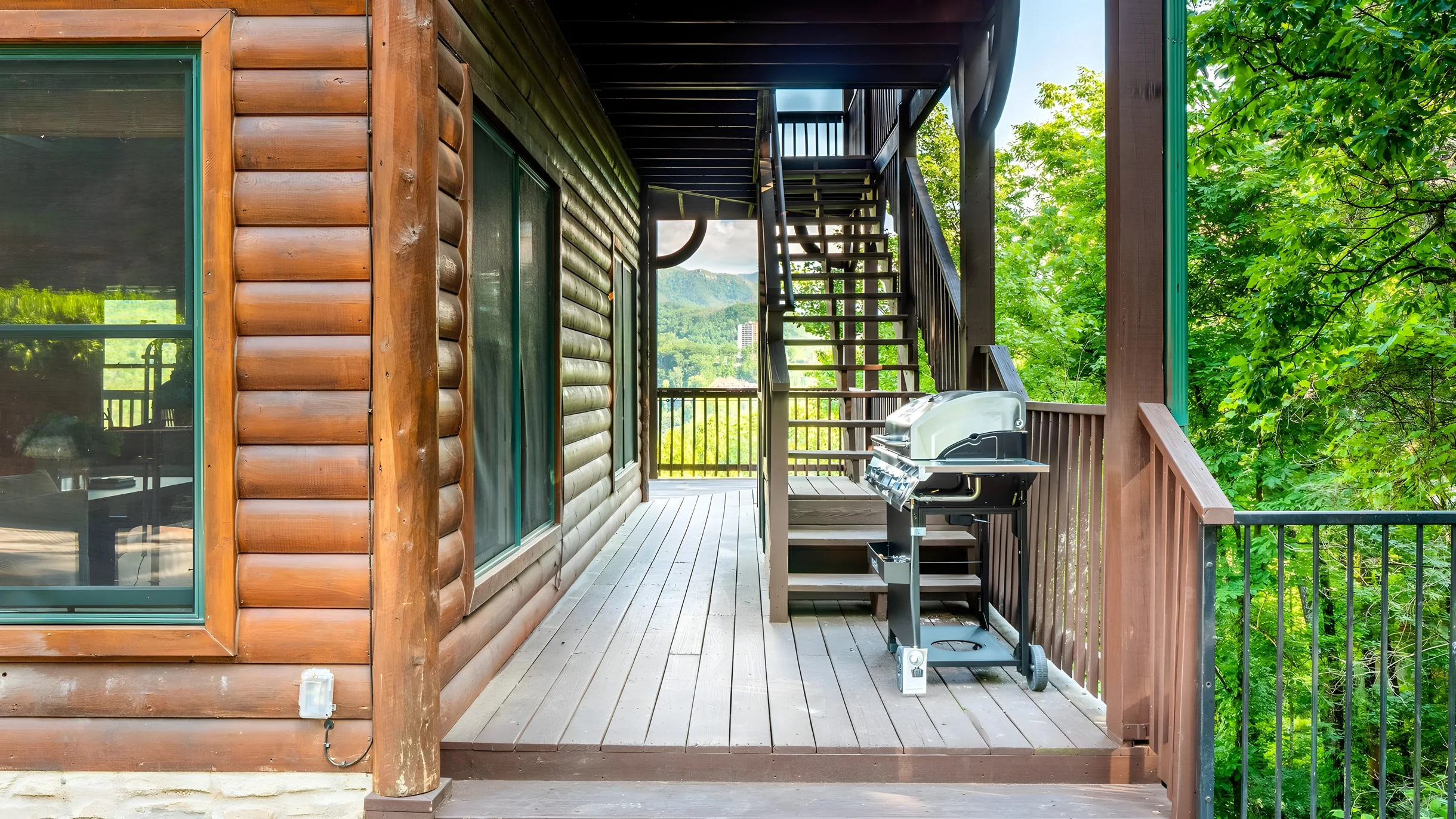 Wander Gatlinburg Smoky Ridge #24