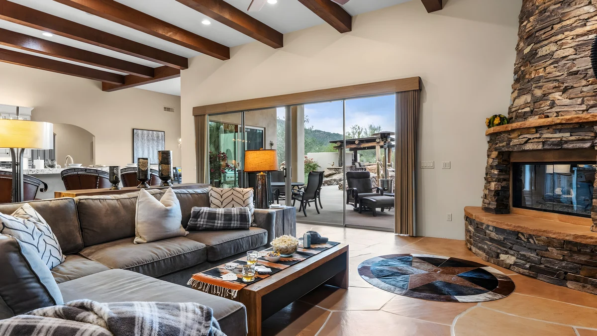 Wander Cave Creek Desert