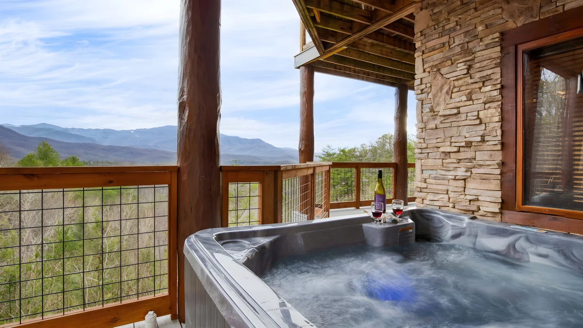 Wander Gatlinburg Pinnacle