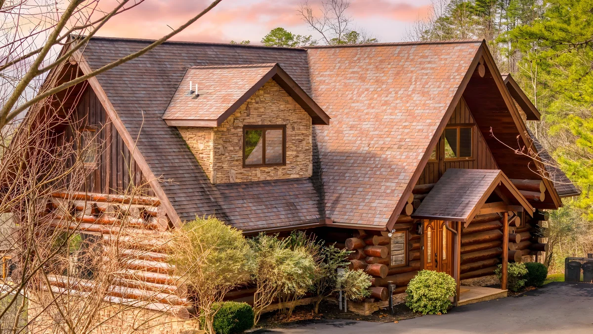 Wander Gatlinburg Pinnacle