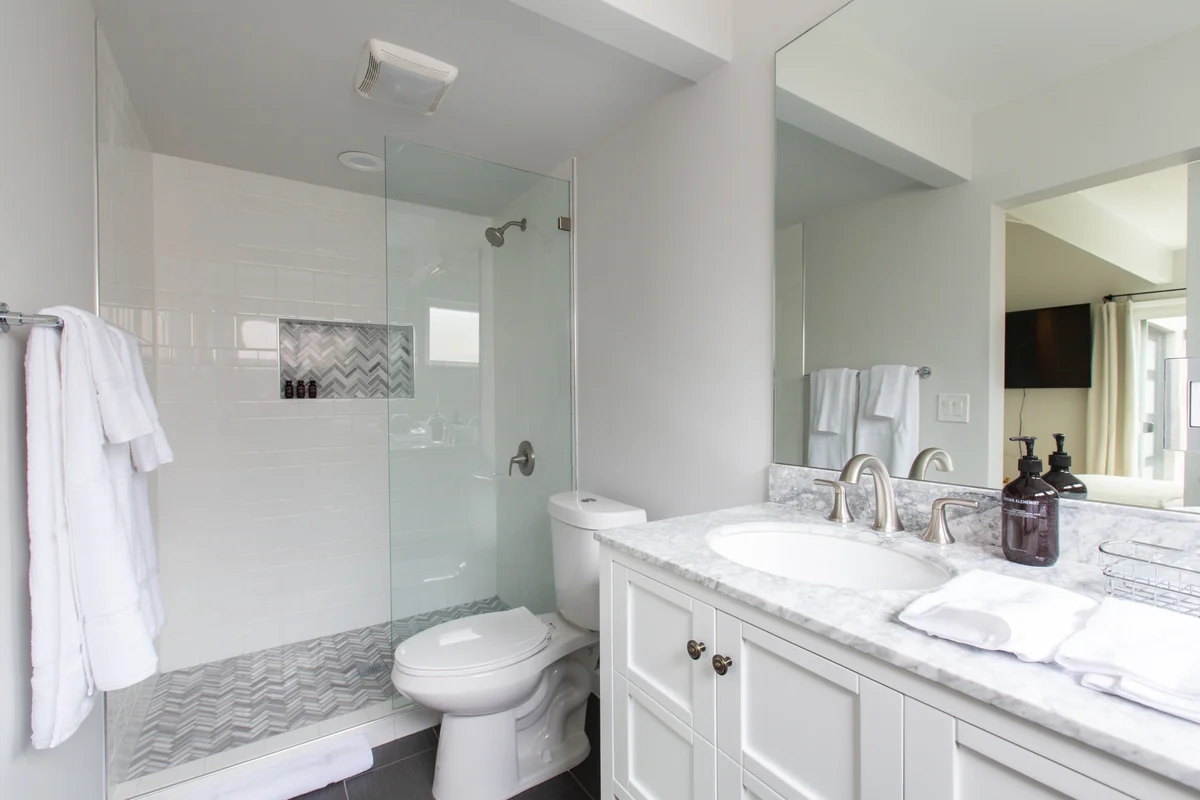 Wander Birdrock Shores