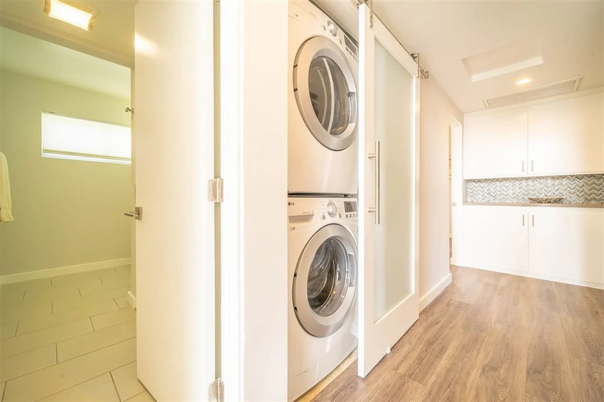 Wander Birdrock Shores