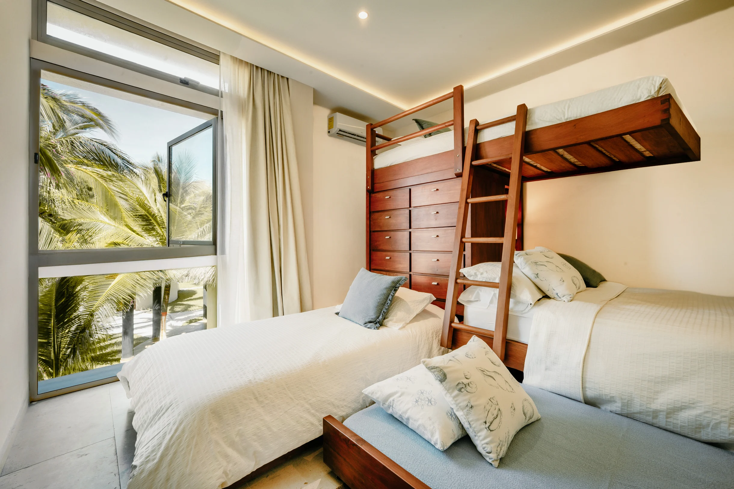 Wander Playa Blanca Retreat #19