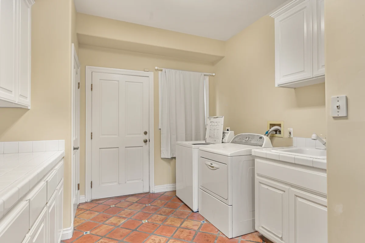 Wander Escondido Foothills