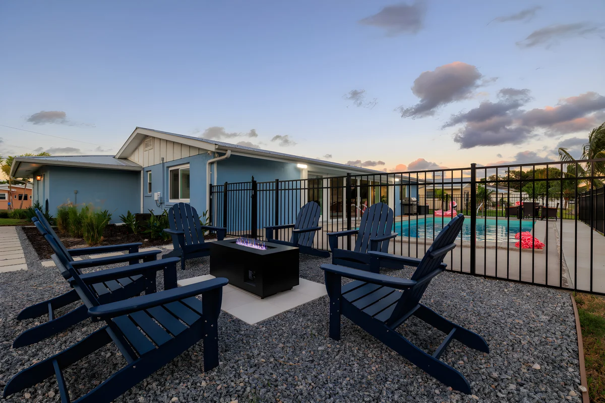 Home in Palmetto property photo 5