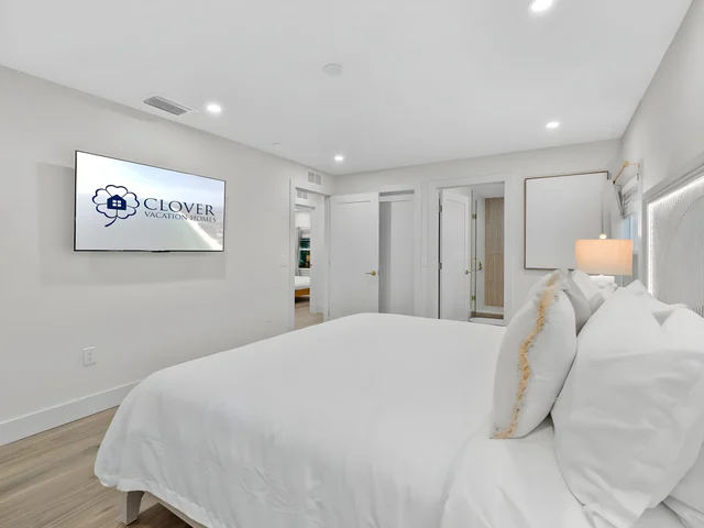 Bedroom 1 image 1
