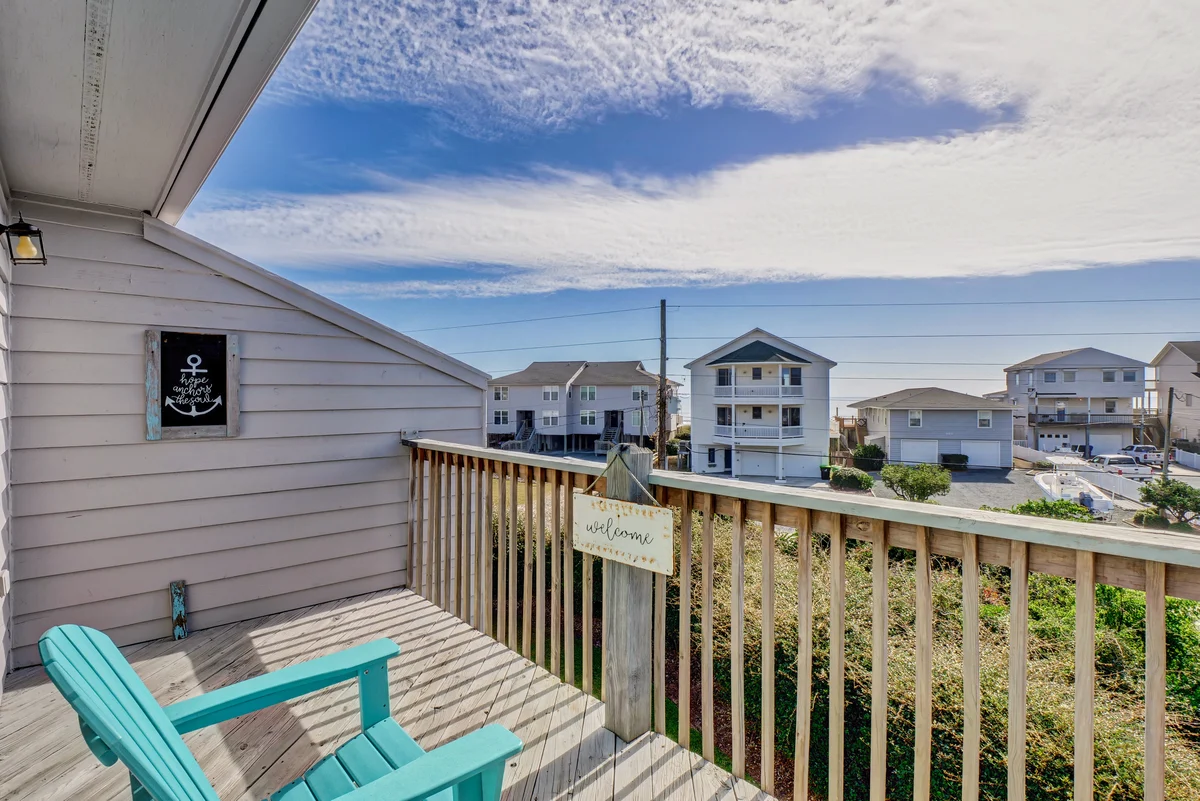 Townhome in Surf City property photo 3