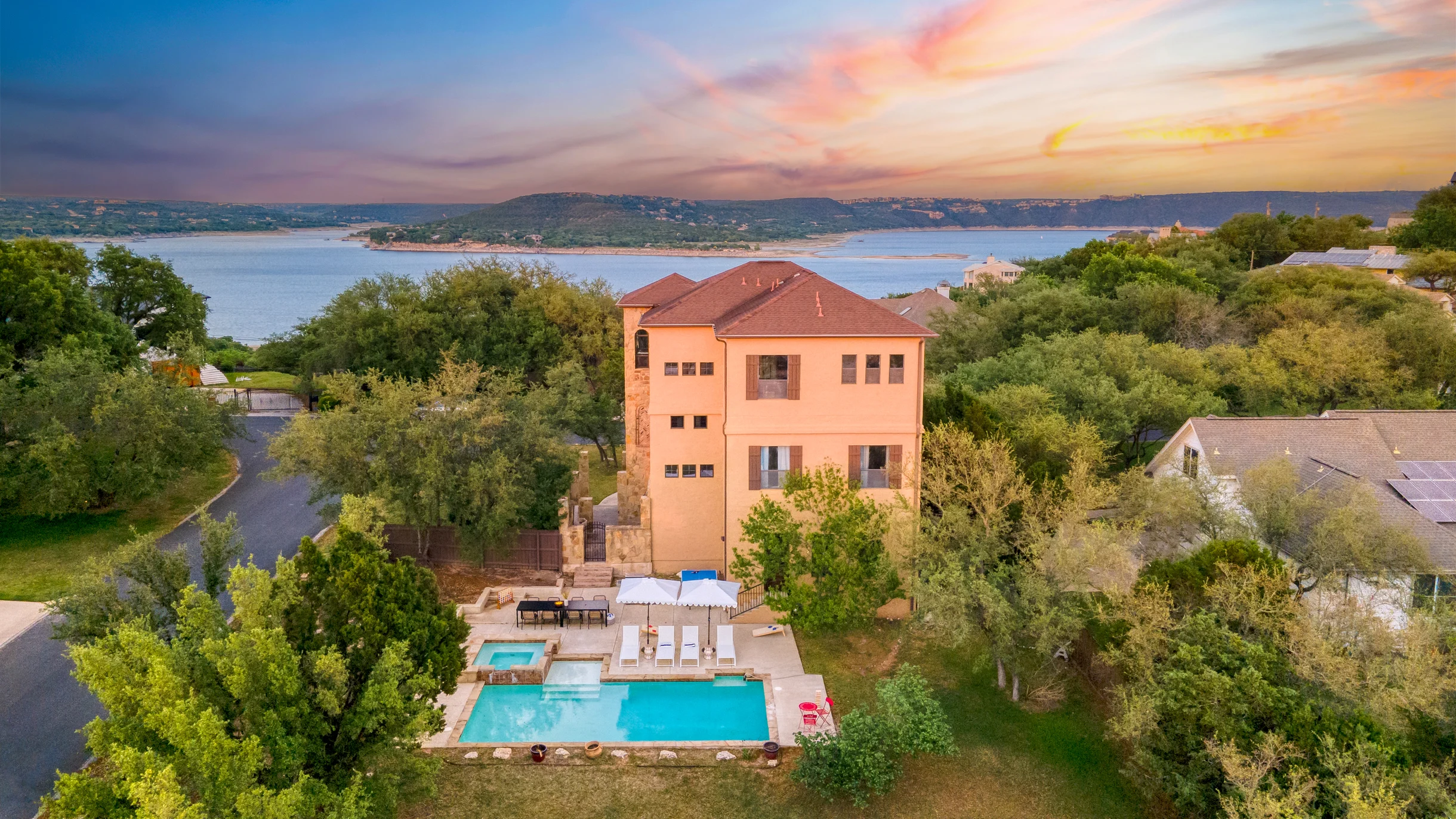 Wander Lake Travis Retreat #1