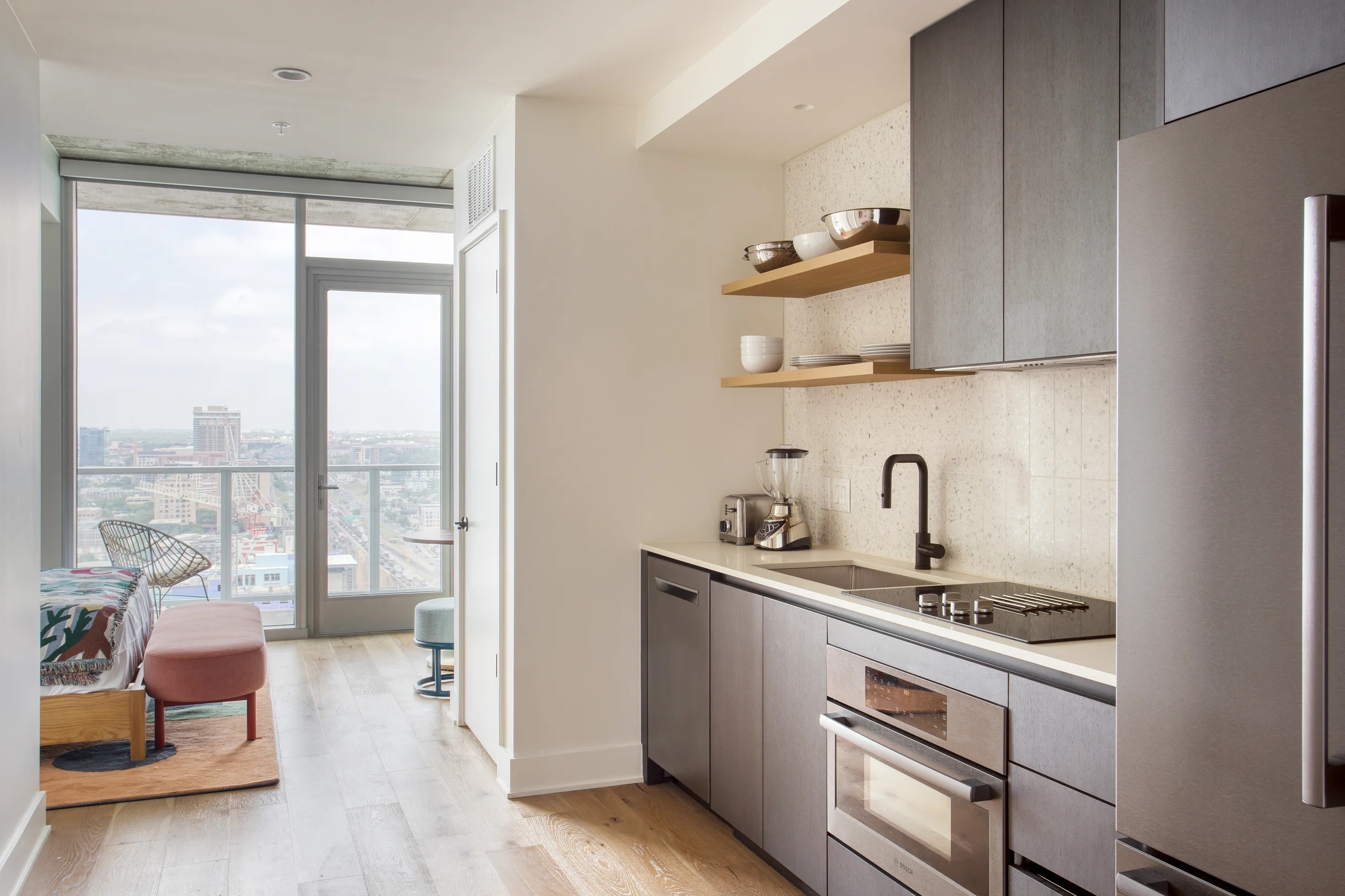 Wander Austin Highrise #2