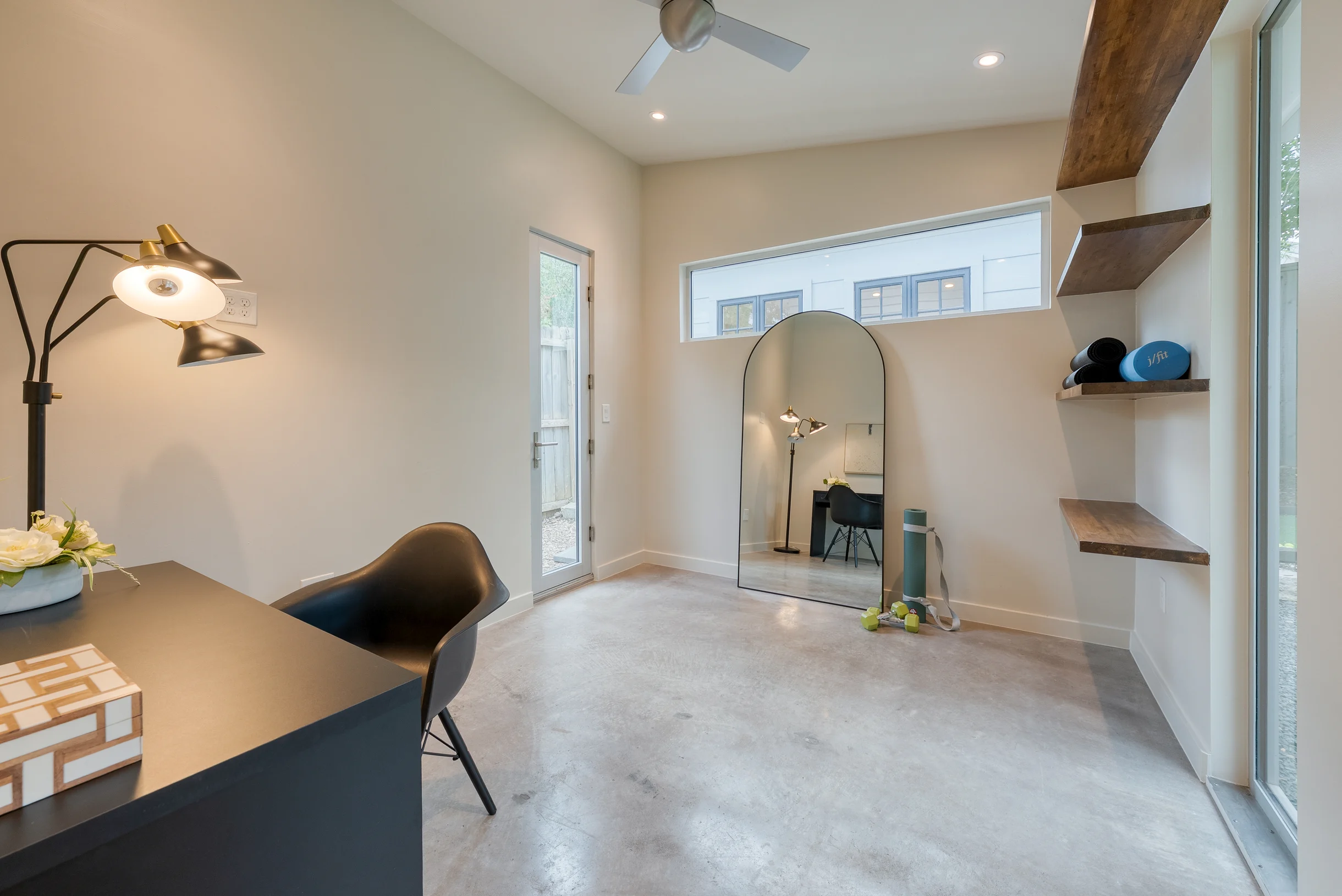 Wander Austin Leaf #34