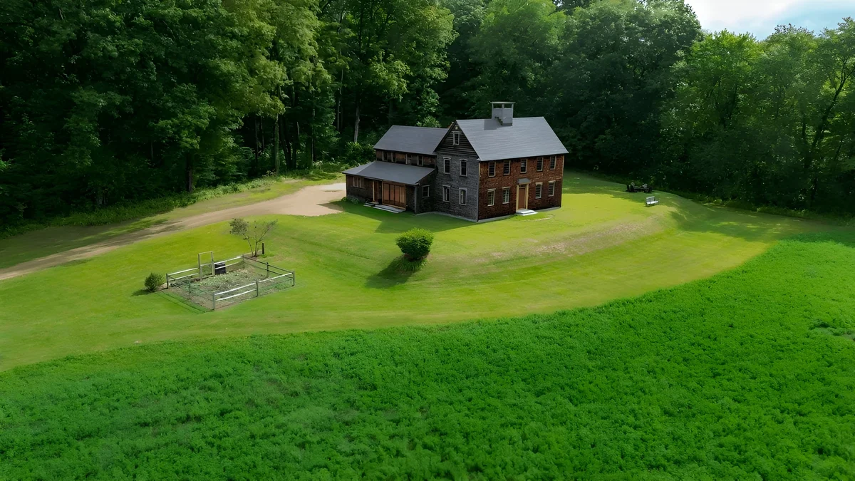 Wander Berkshires Farmhouse