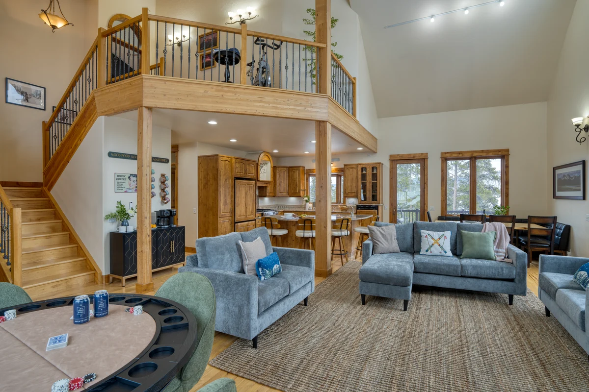 Wander Breckenridge Pine Retreat