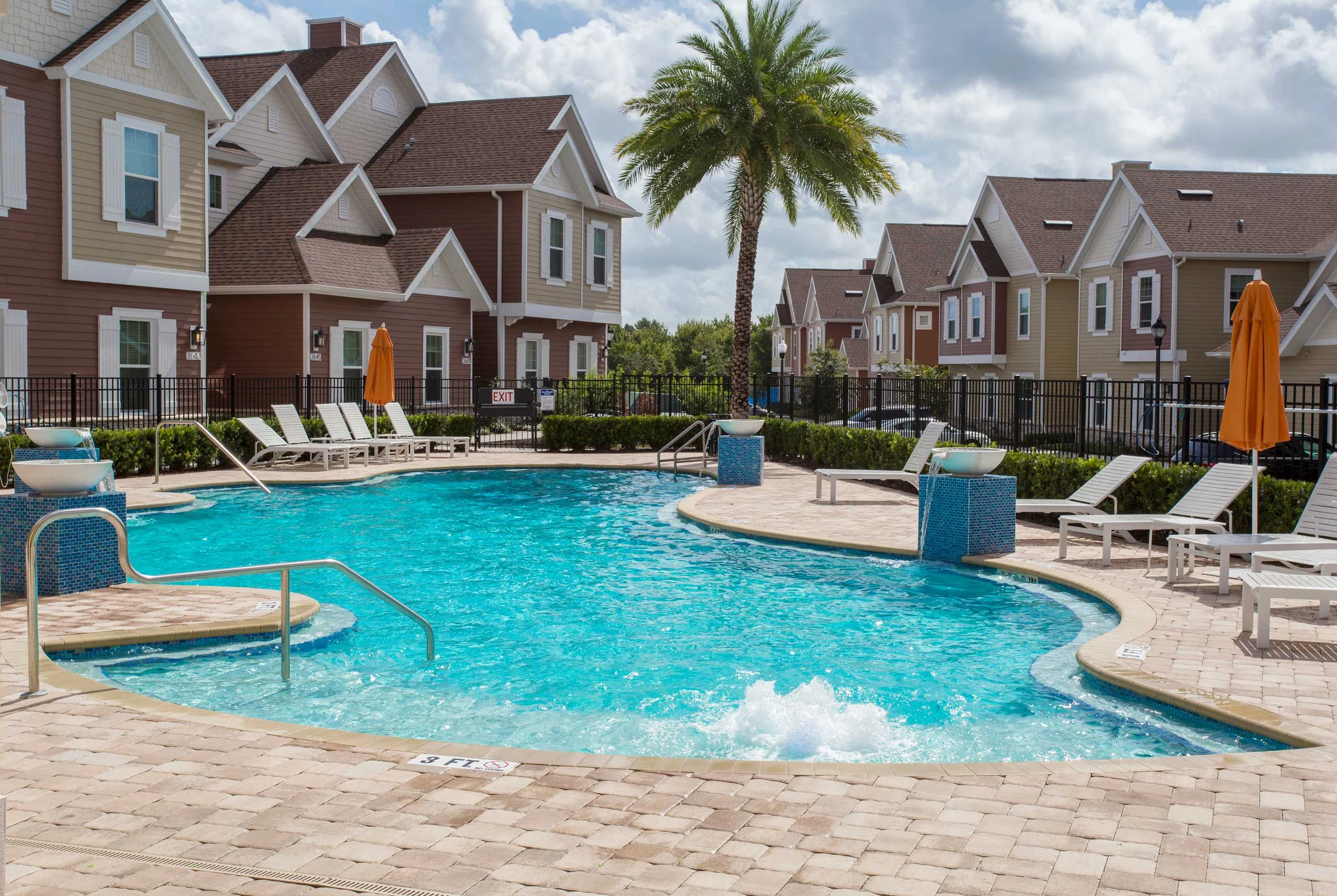 Townhome in Kissimmee property photo 1