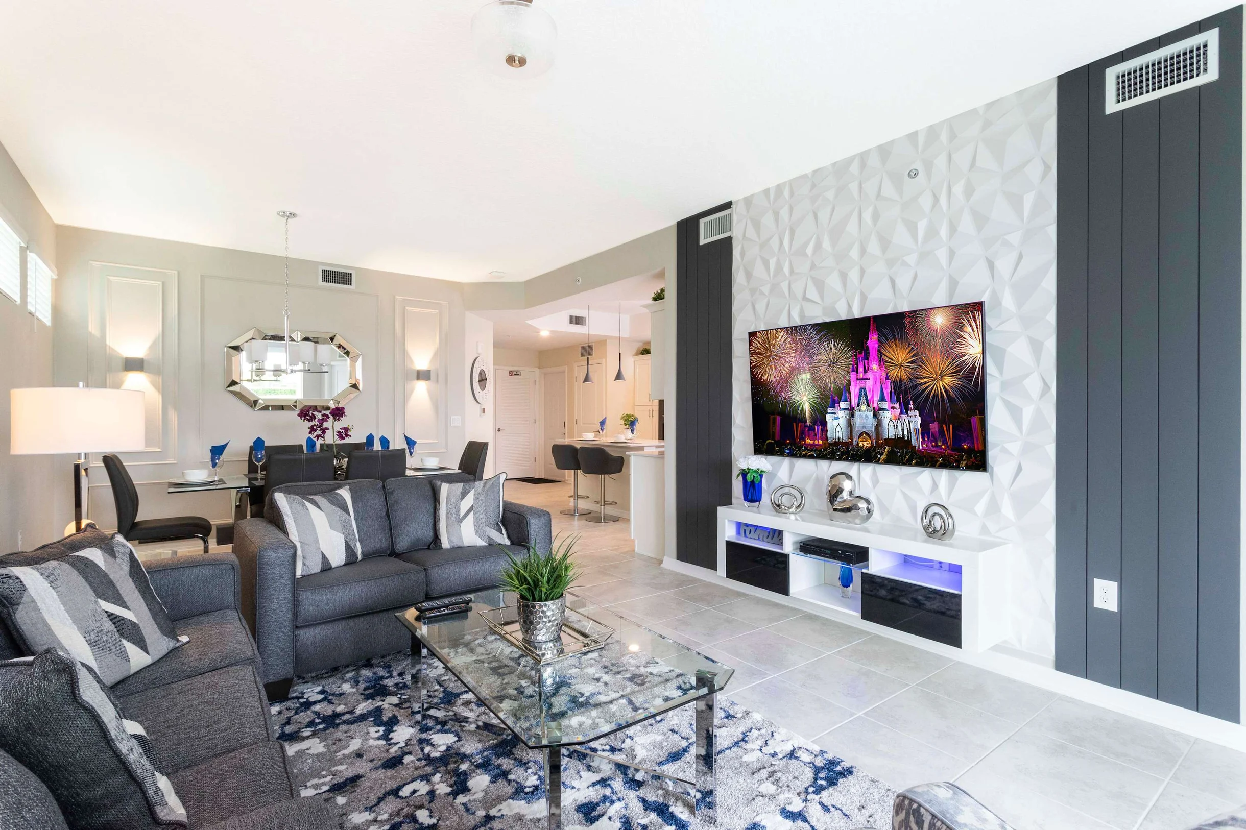Condo in Kissimmee property photo 1