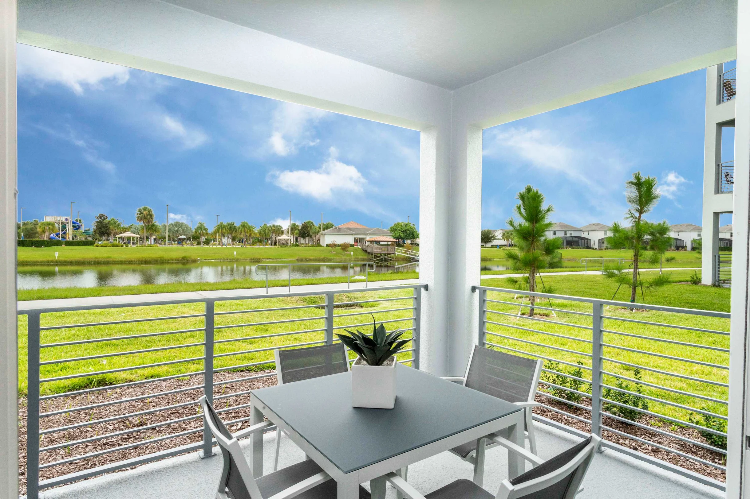 Condo in Kissimmee property photo 2