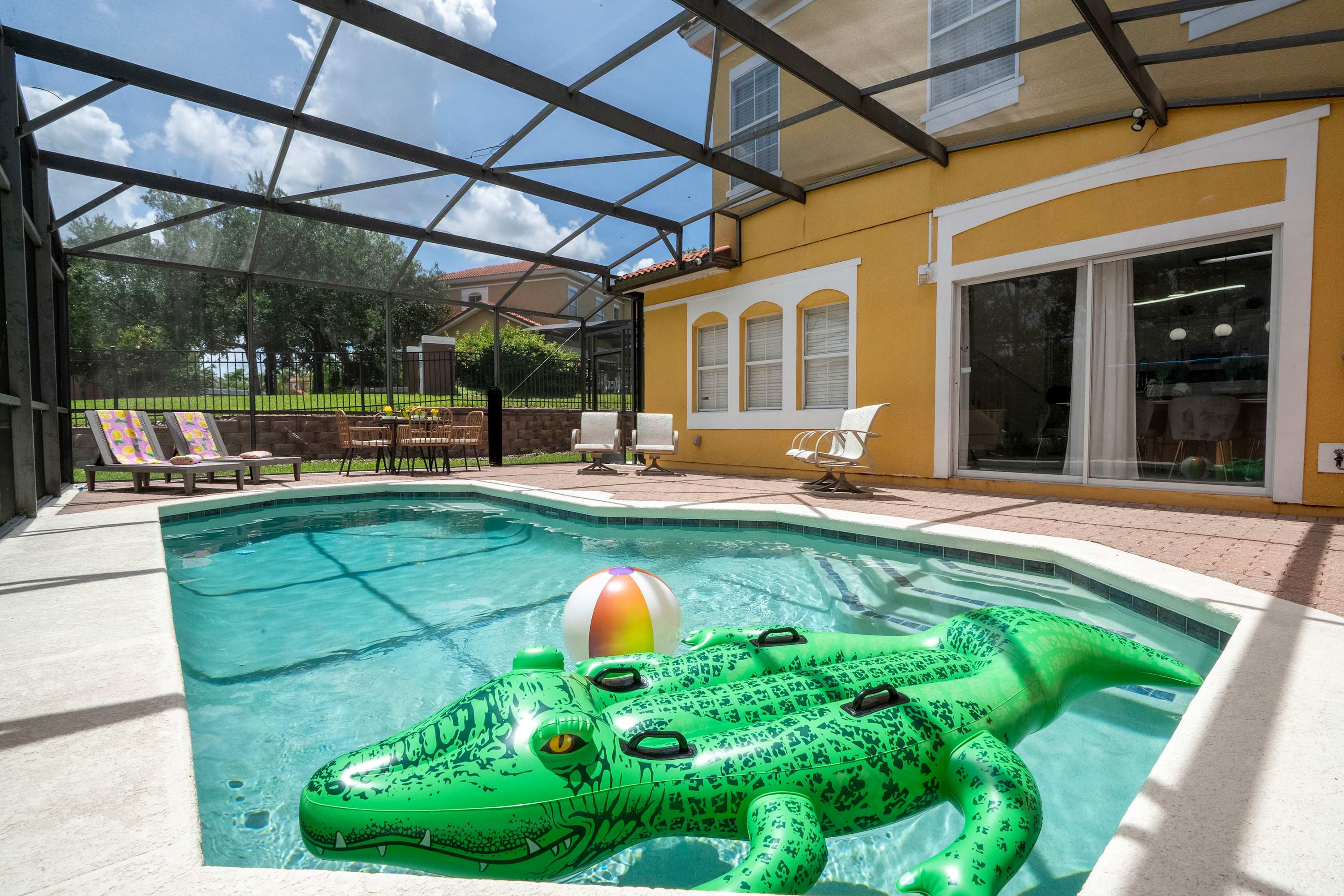Modern Townhouse Near Disney w/ Private Pool 8523