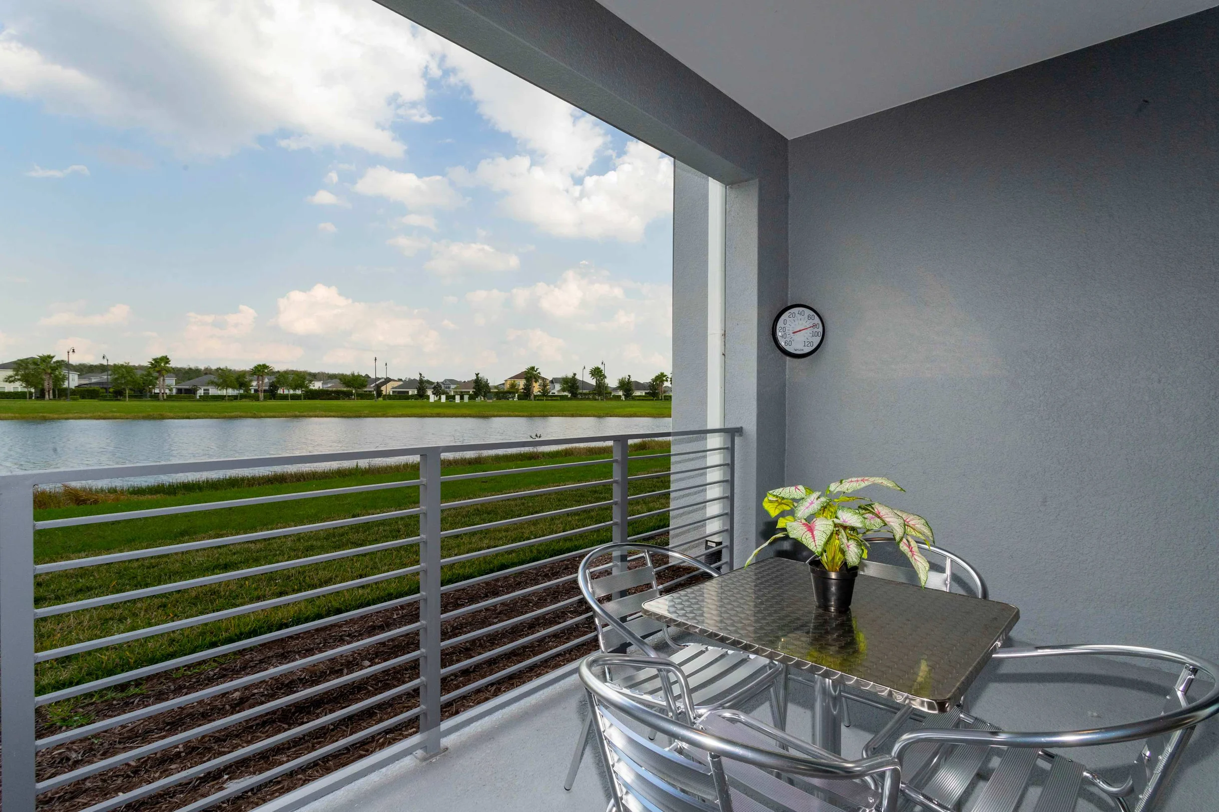 Condo in Kissimmee property photo 1