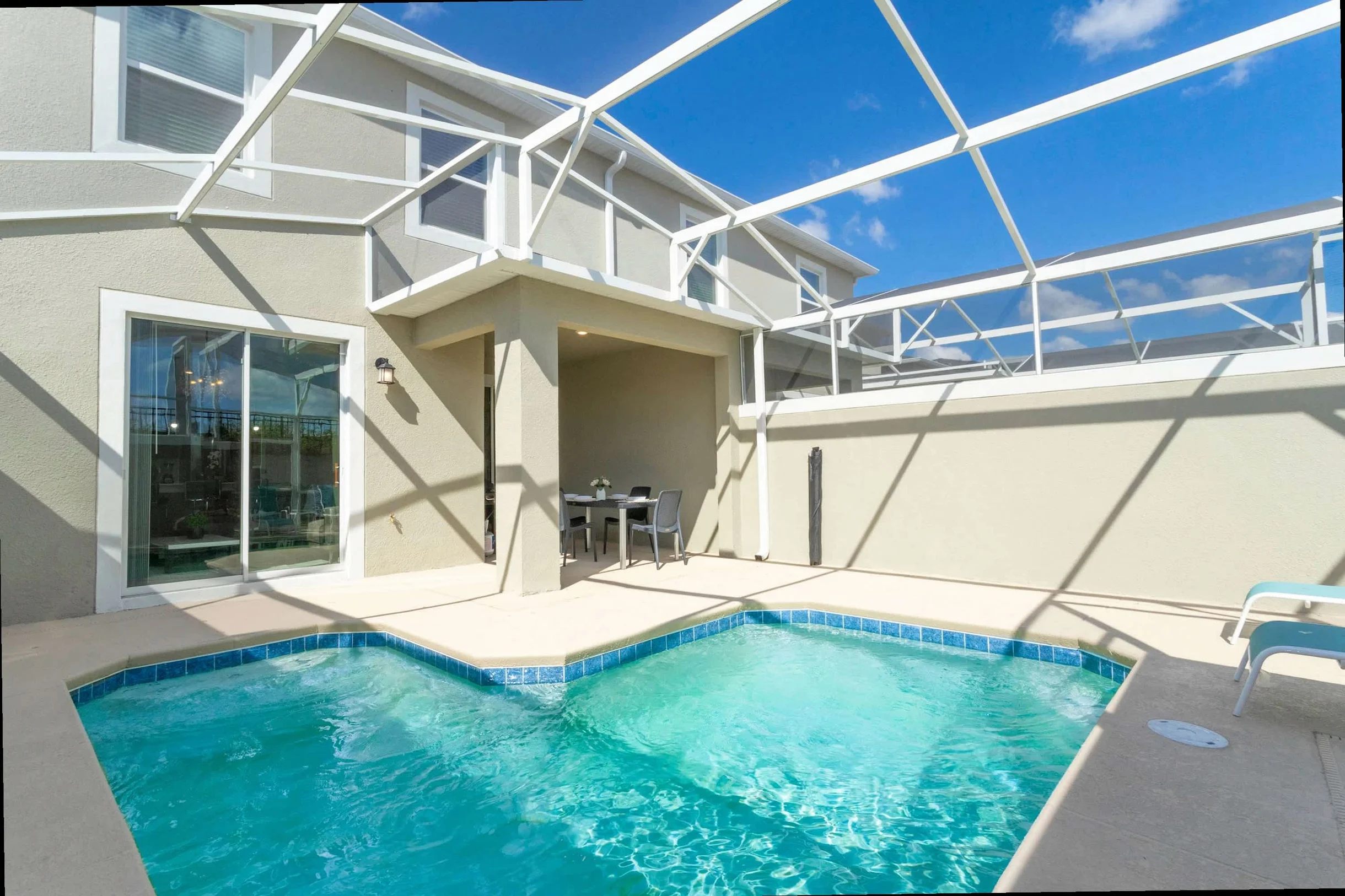Townhome in Davenport property photo 1