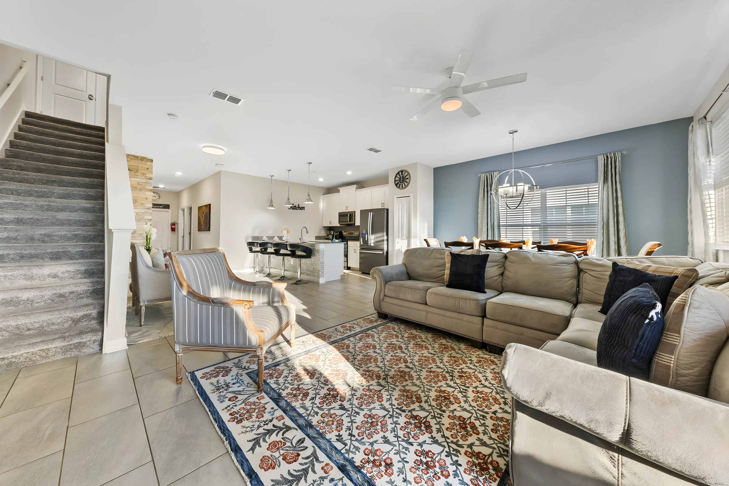 Townhome in Kissimmee property photo 2