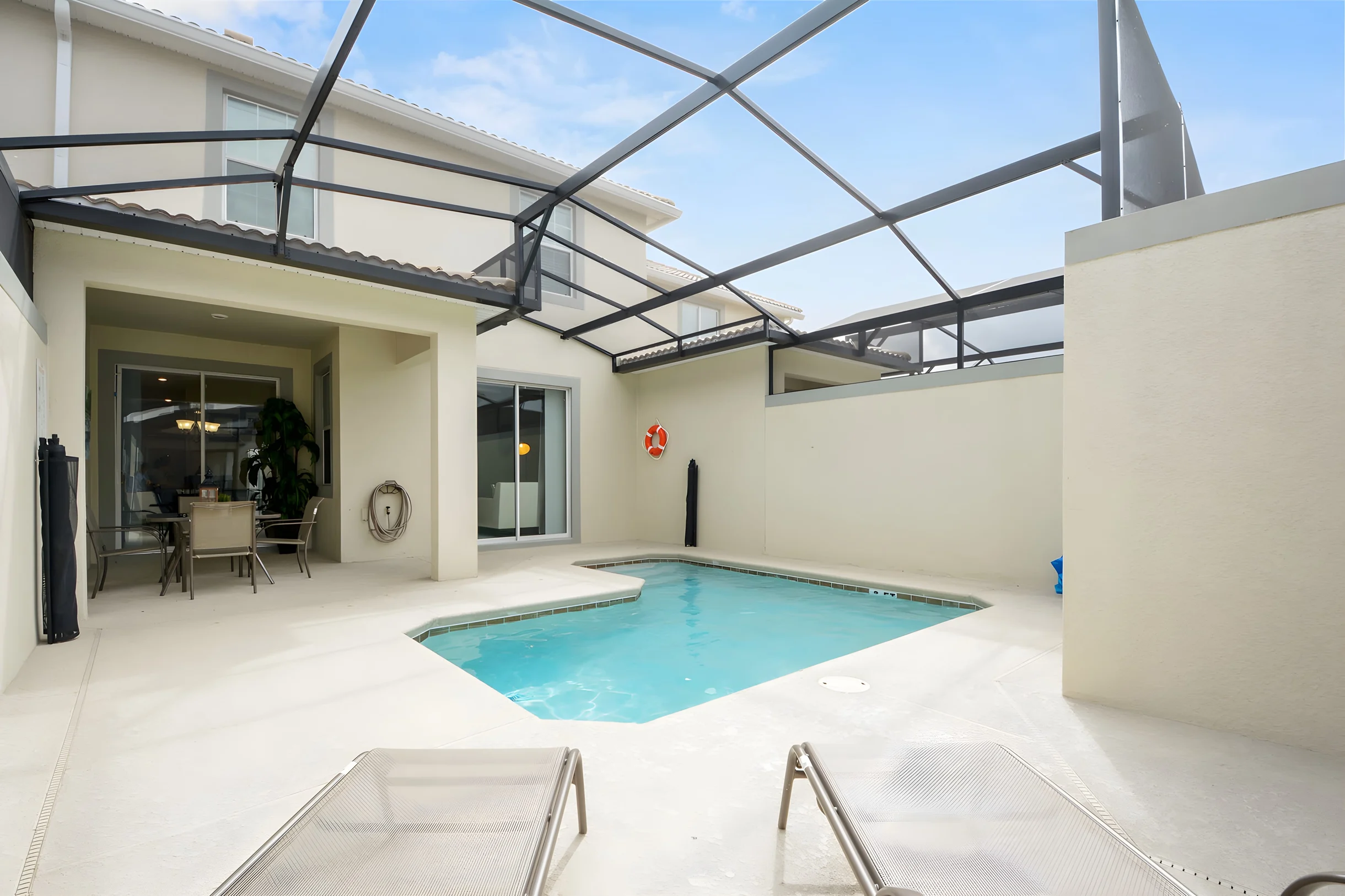 Townhome in Kissimmee property photo 1