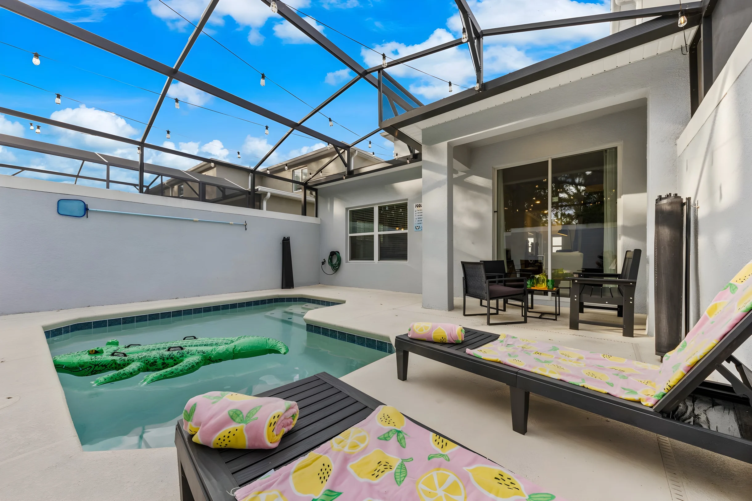 Townhome in Kissimmee property photo 2