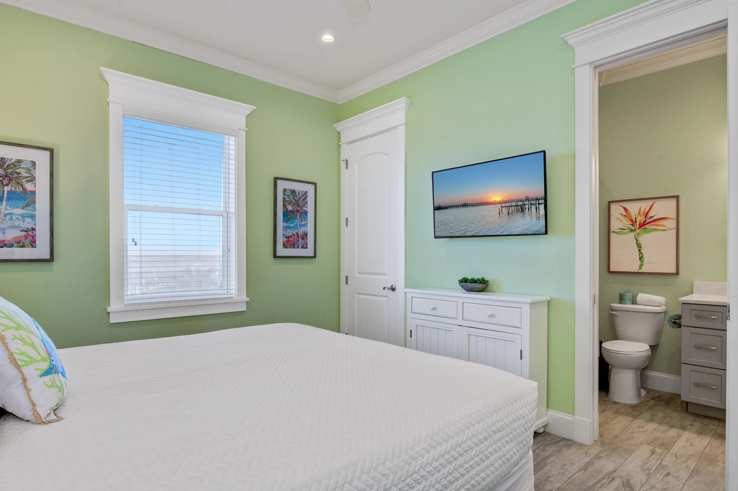 Wander Bradenton Escape #22