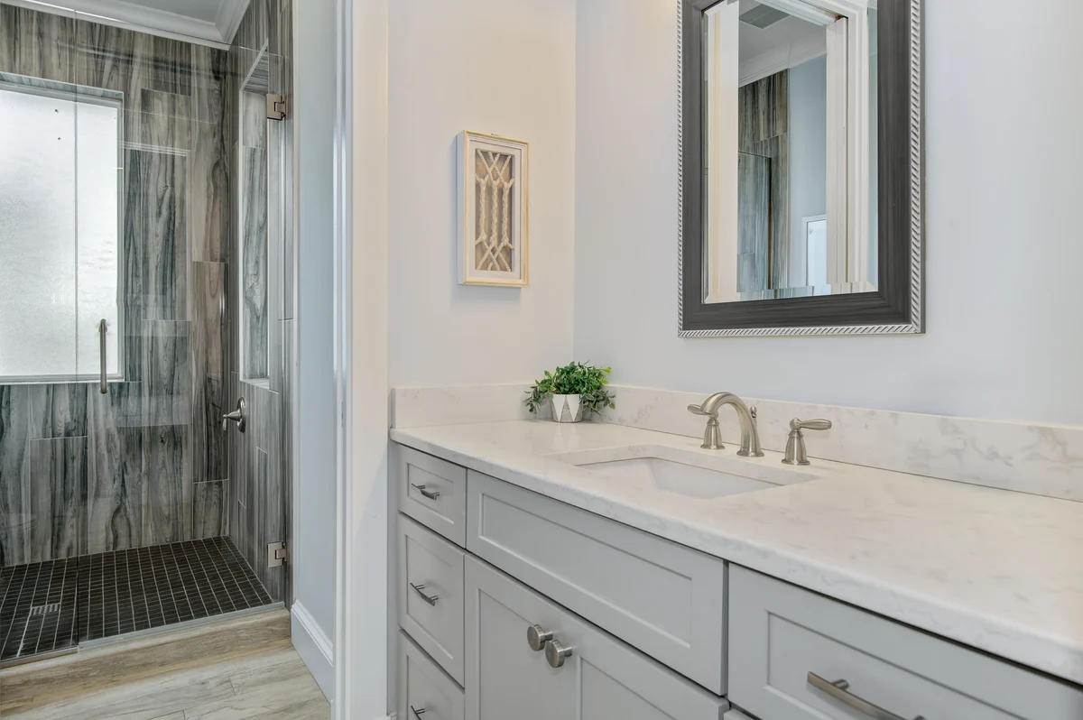 Wander Bradenton Escape