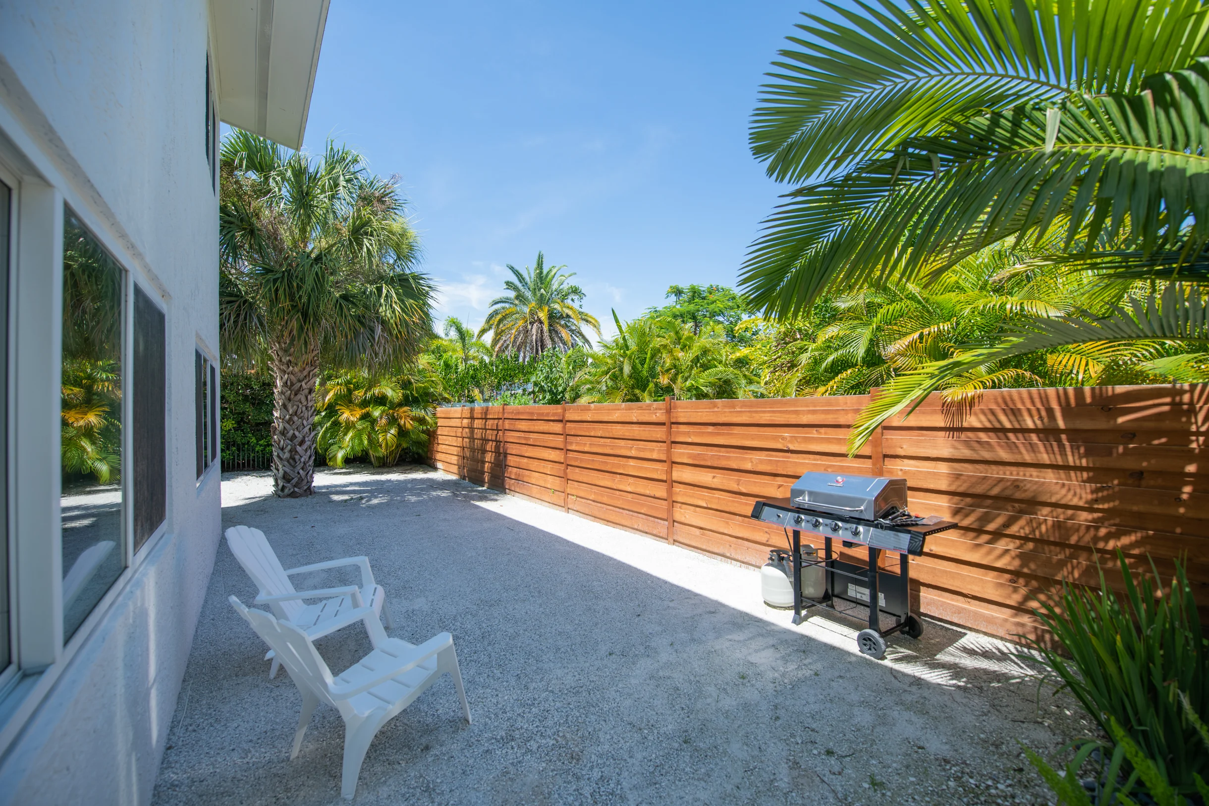 Wander Holmes Beach Palms #22