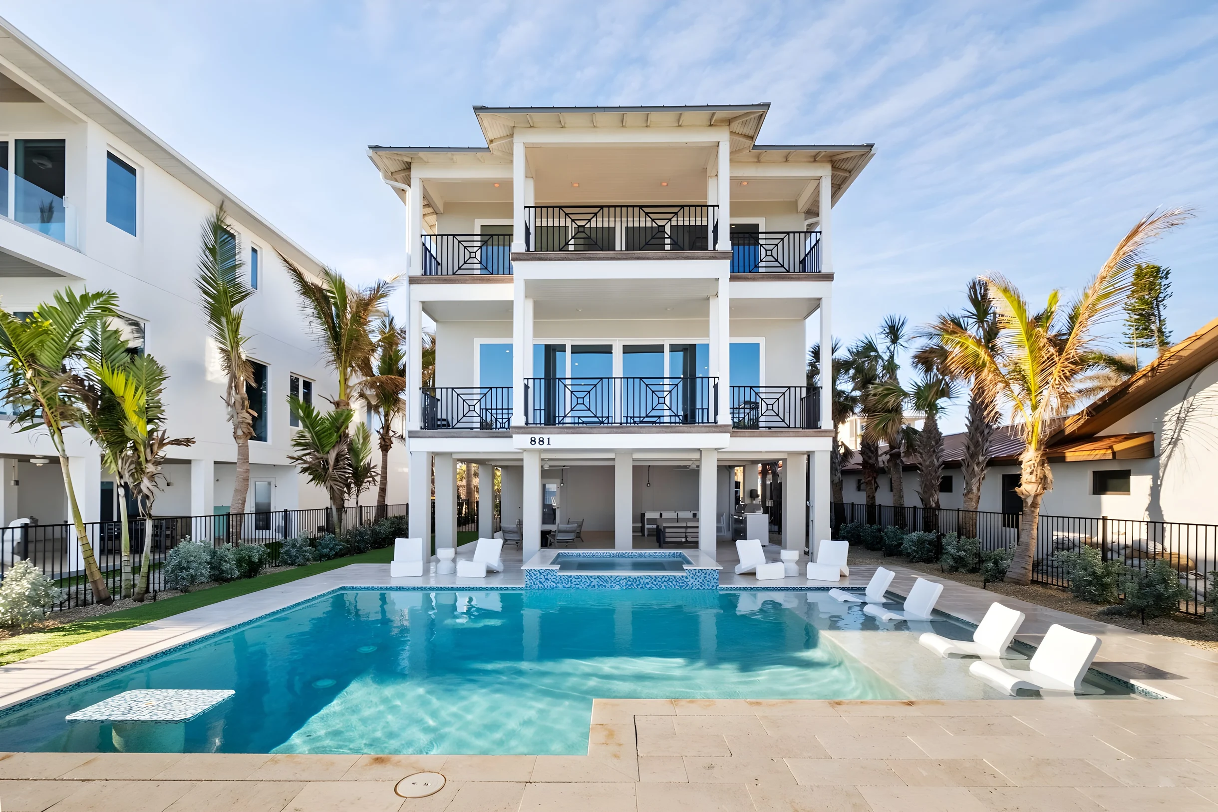 Wander Anna Maria Bay