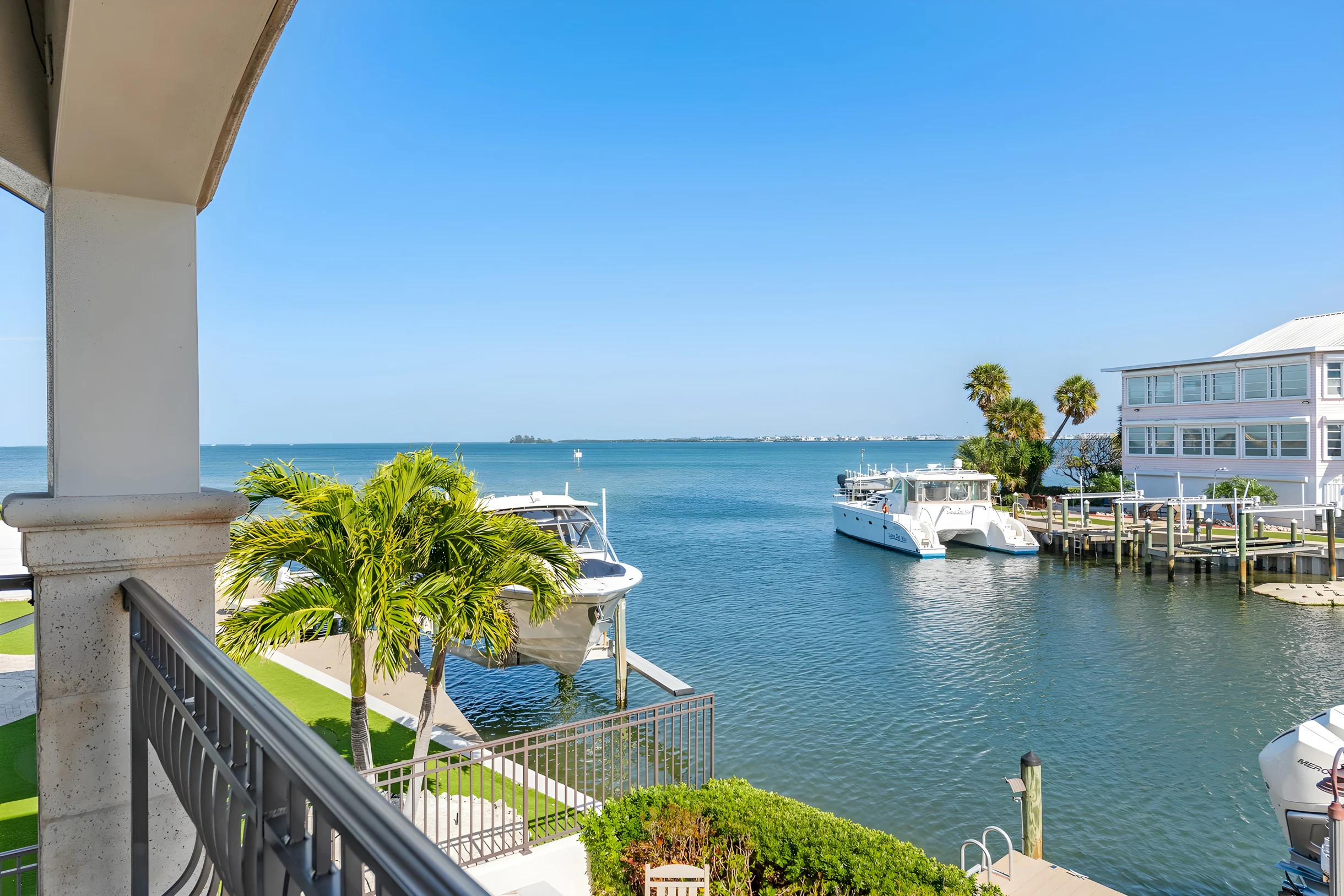 Wander Holmes Beach Harbor #36