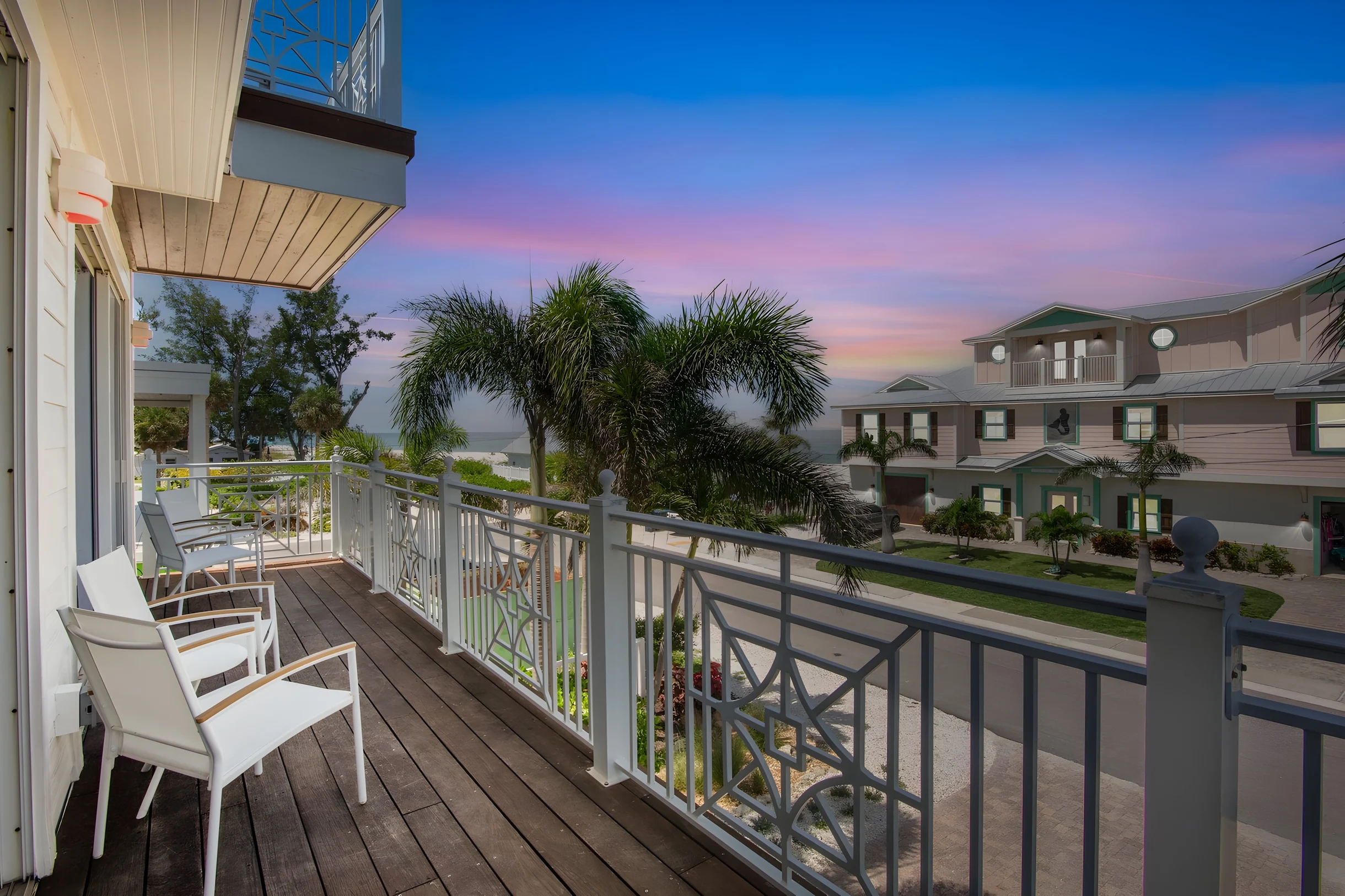 Wander Holmes Beach Glow #52