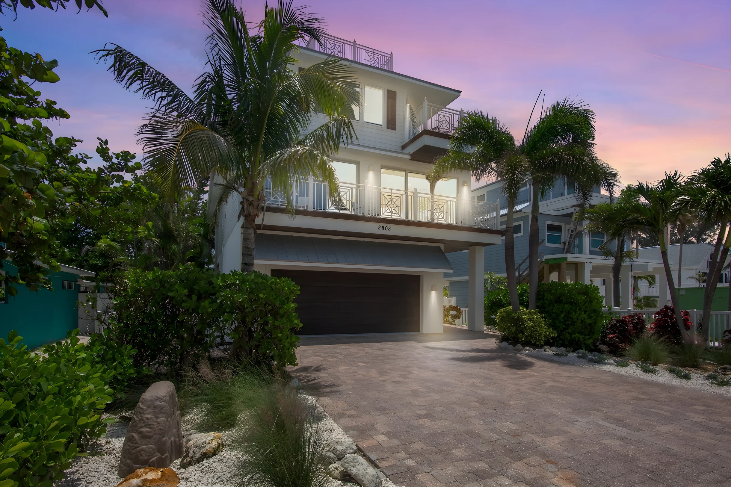 Wander Holmes Beach Glow