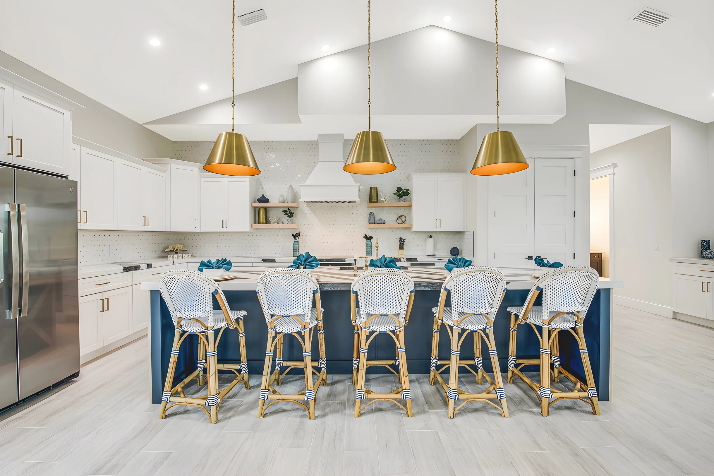 Wander Anna Maria Escape #28