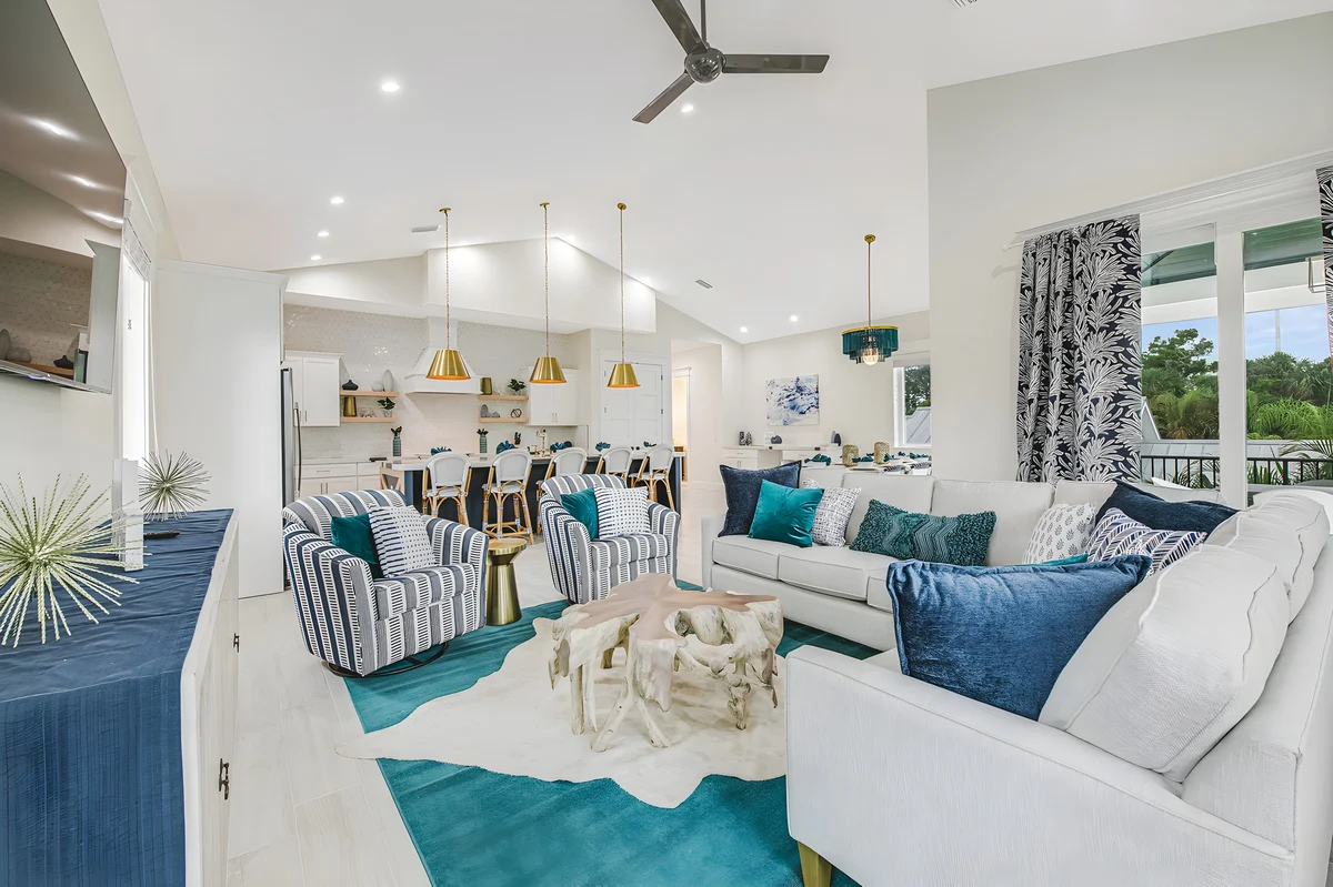 Wander Anna Maria Escape