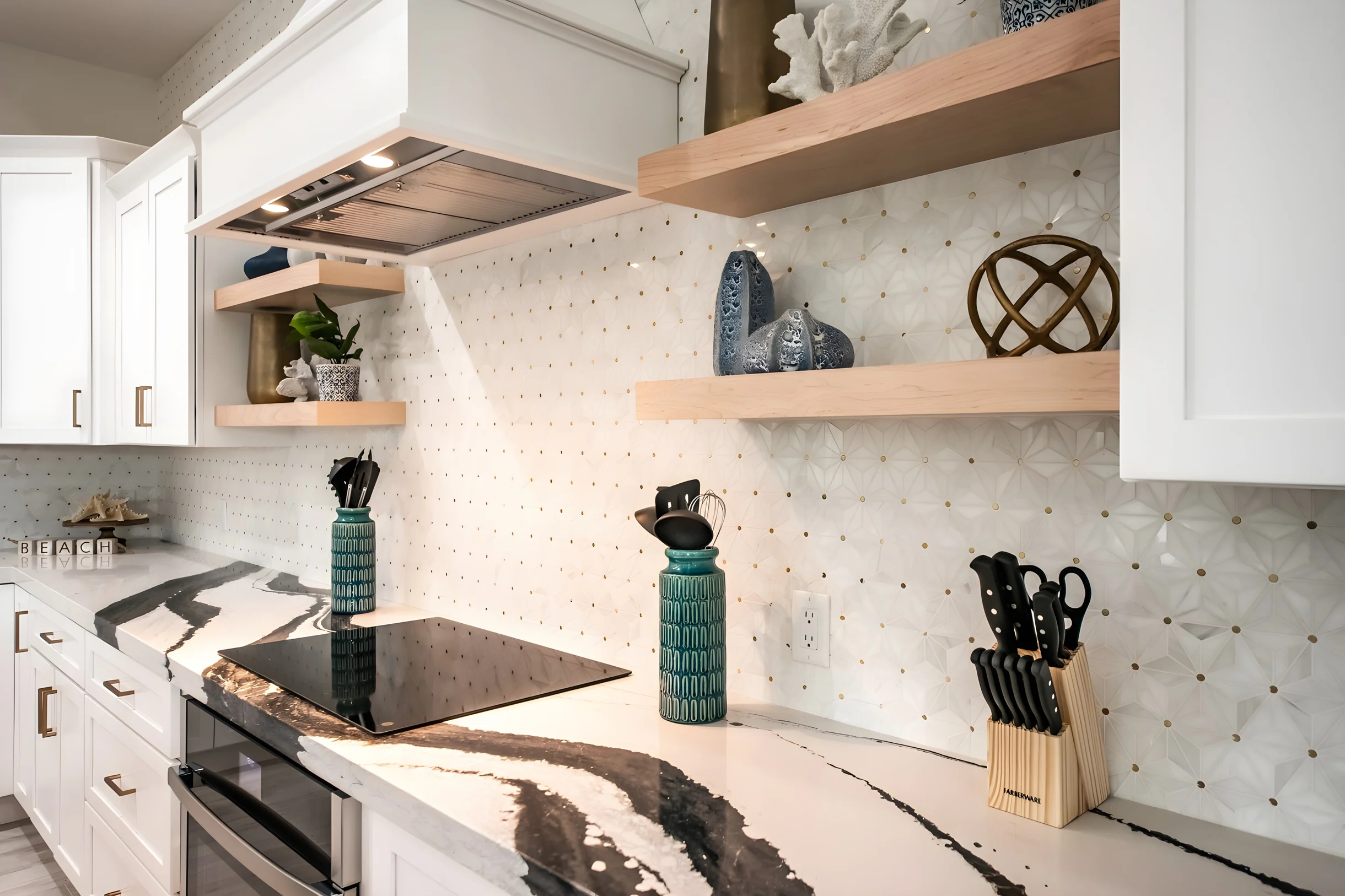 Wander Anna Maria Escape #11