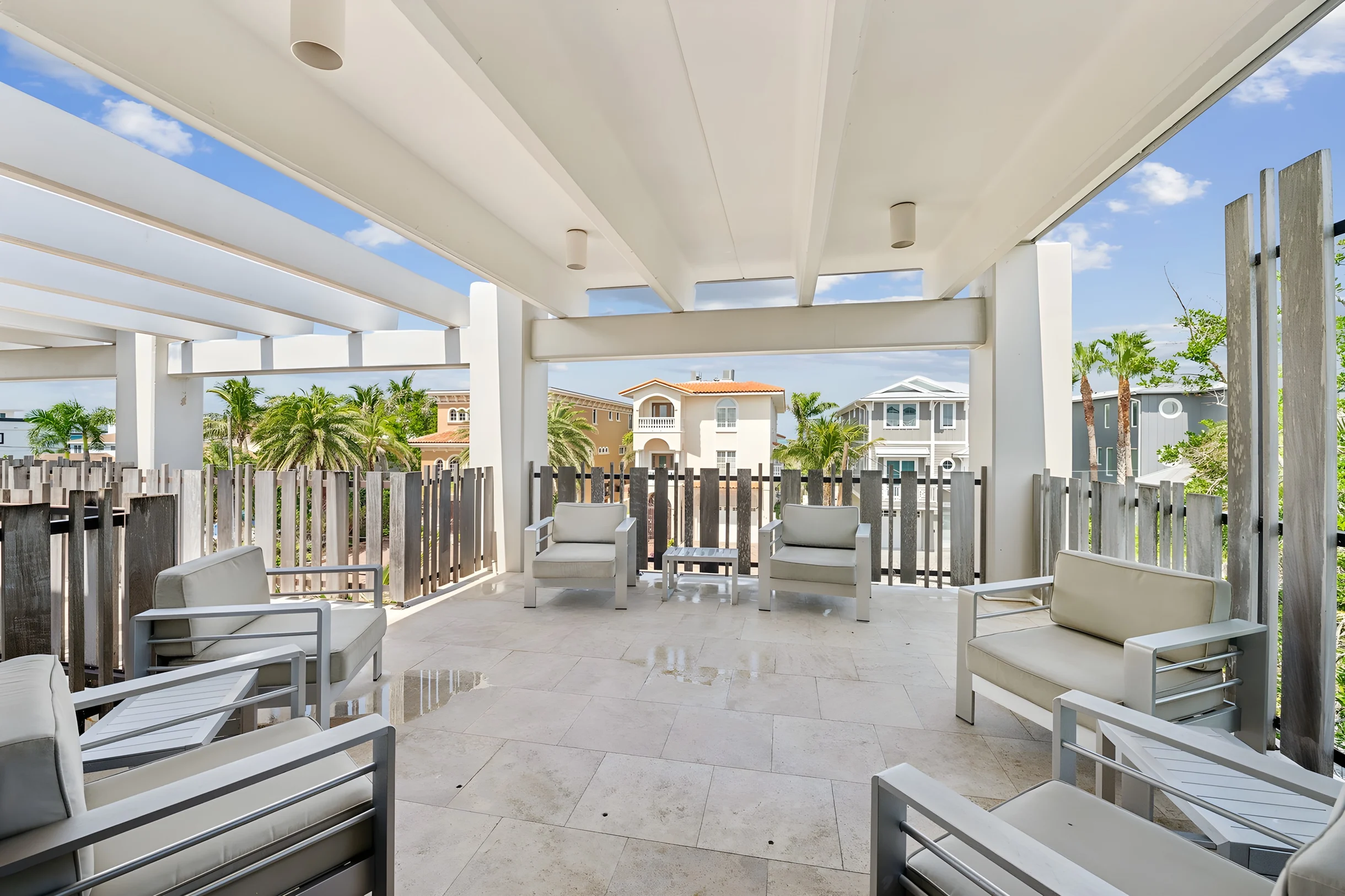 Wander Anna Maria Bluffs #45