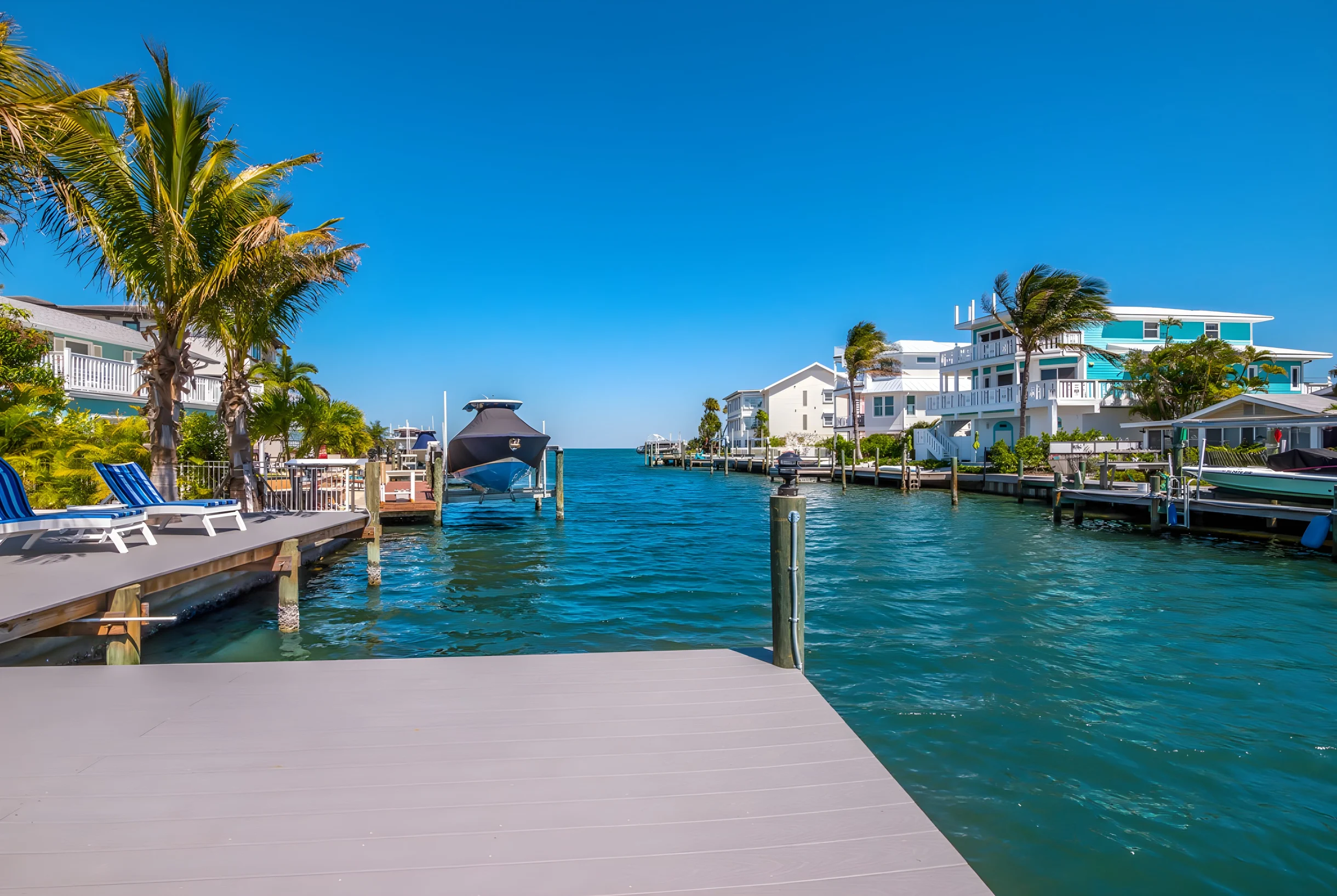 Wander Holmes Beach Canal #29