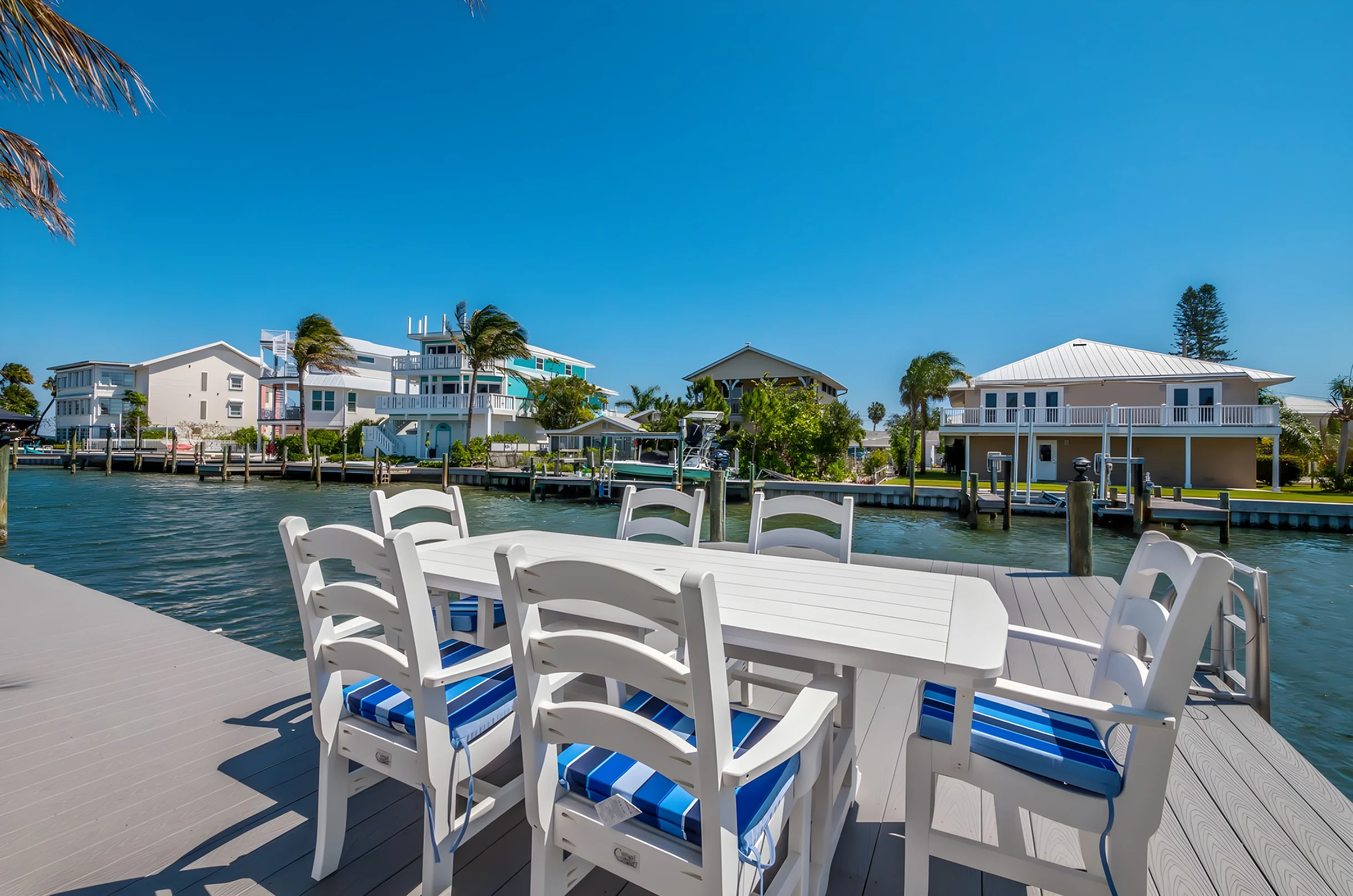 Wander Holmes Beach Canal #20