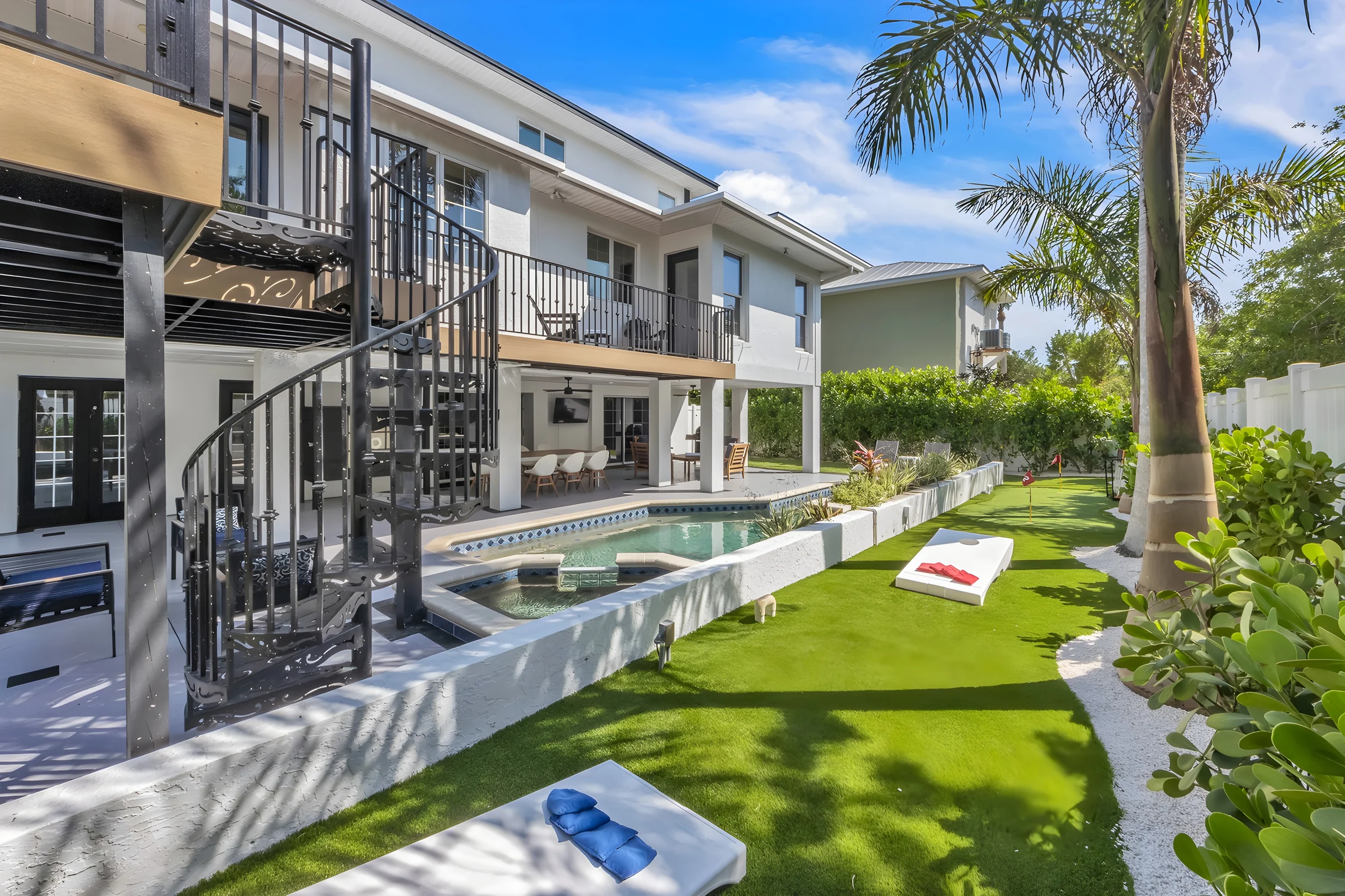 Wander Anna Maria Golden